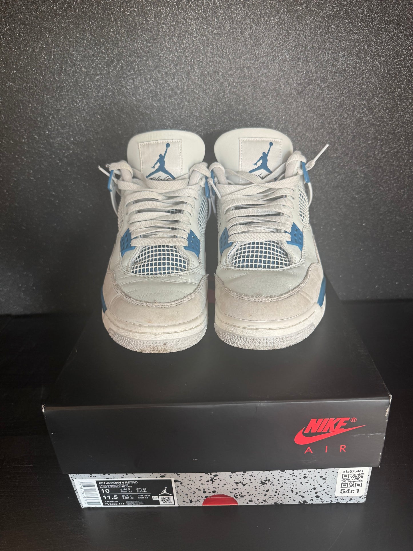 Jordan 4 'Military Blue' Size 10 Preowned with box
