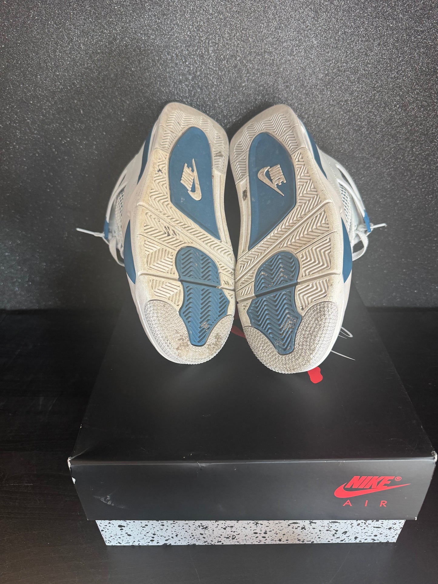 Jordan 4 'Military Blue' Size 10 Preowned with box