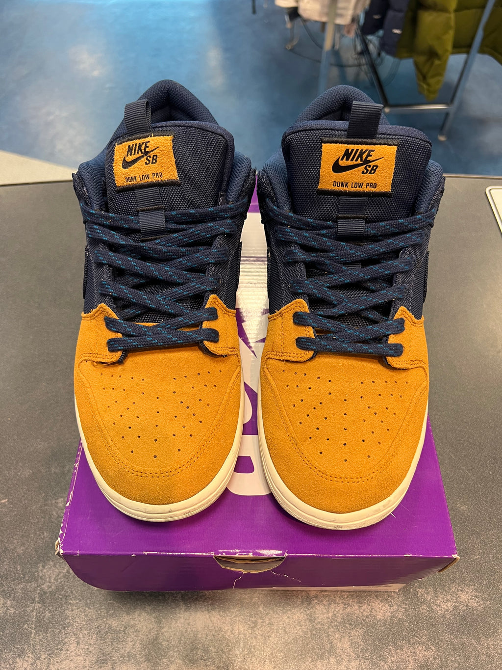 Nike SB Dunk Low "90s Backpack" Size 12 Preowned