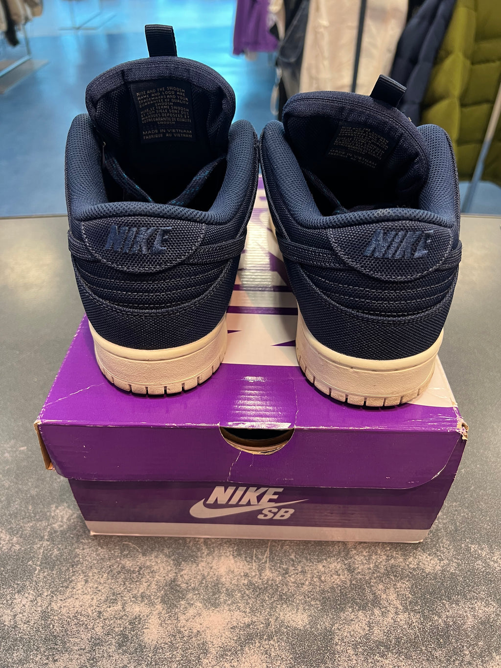Nike SB Dunk Low "90s Backpack" Size 12 Preowned