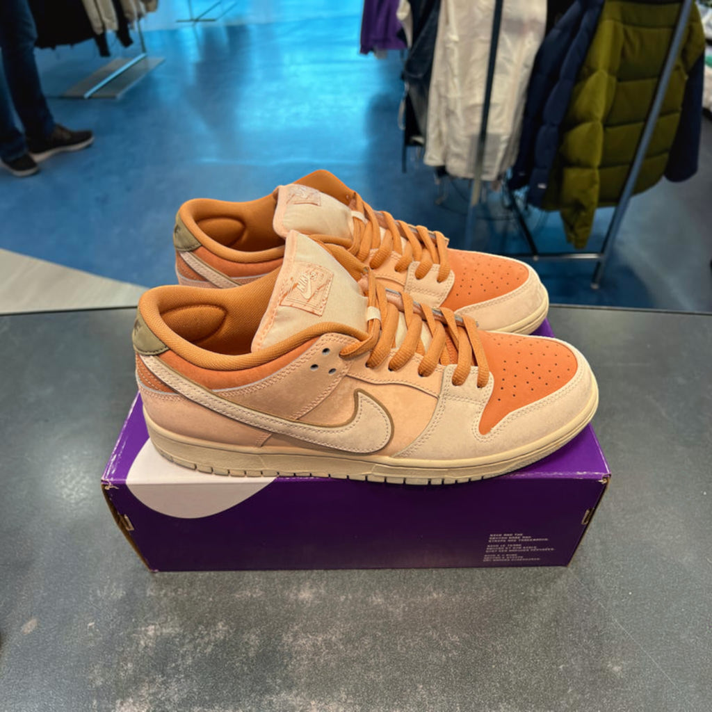 Nike SB Dunk Low "Trocadero Gardens" Size 12M Preowned