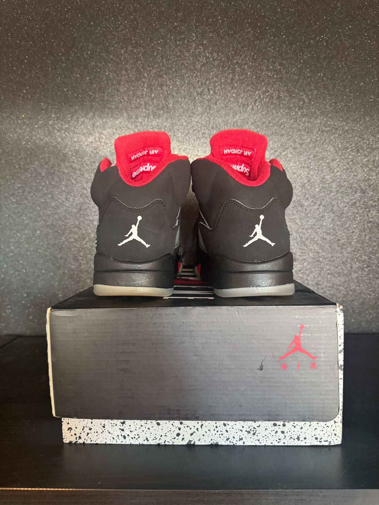 Jordan 5 'Supreme Black' Size 10 Preowned with box