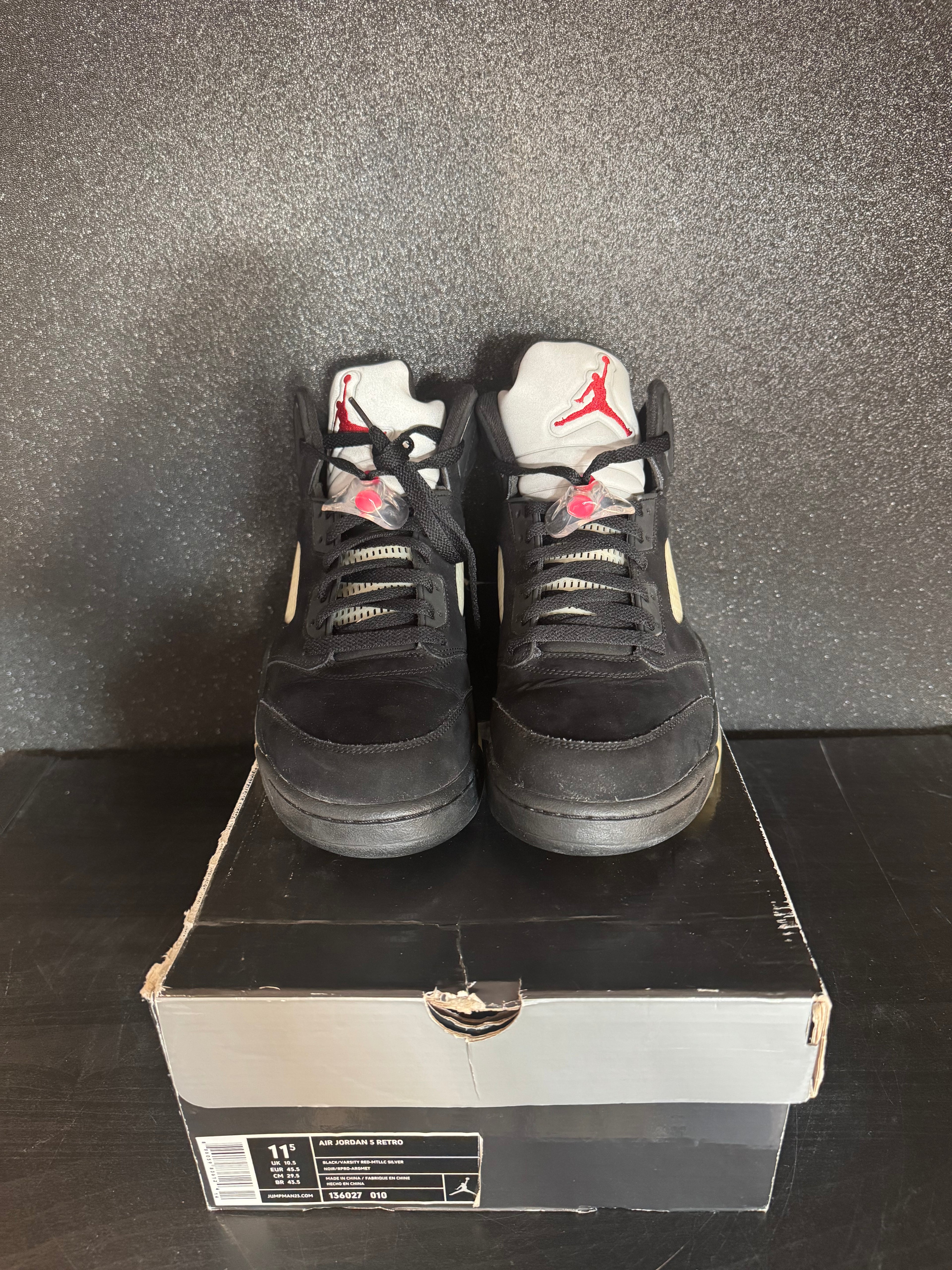 Jordan 5 'Black Metallic' Size 11.5 Preowned with box