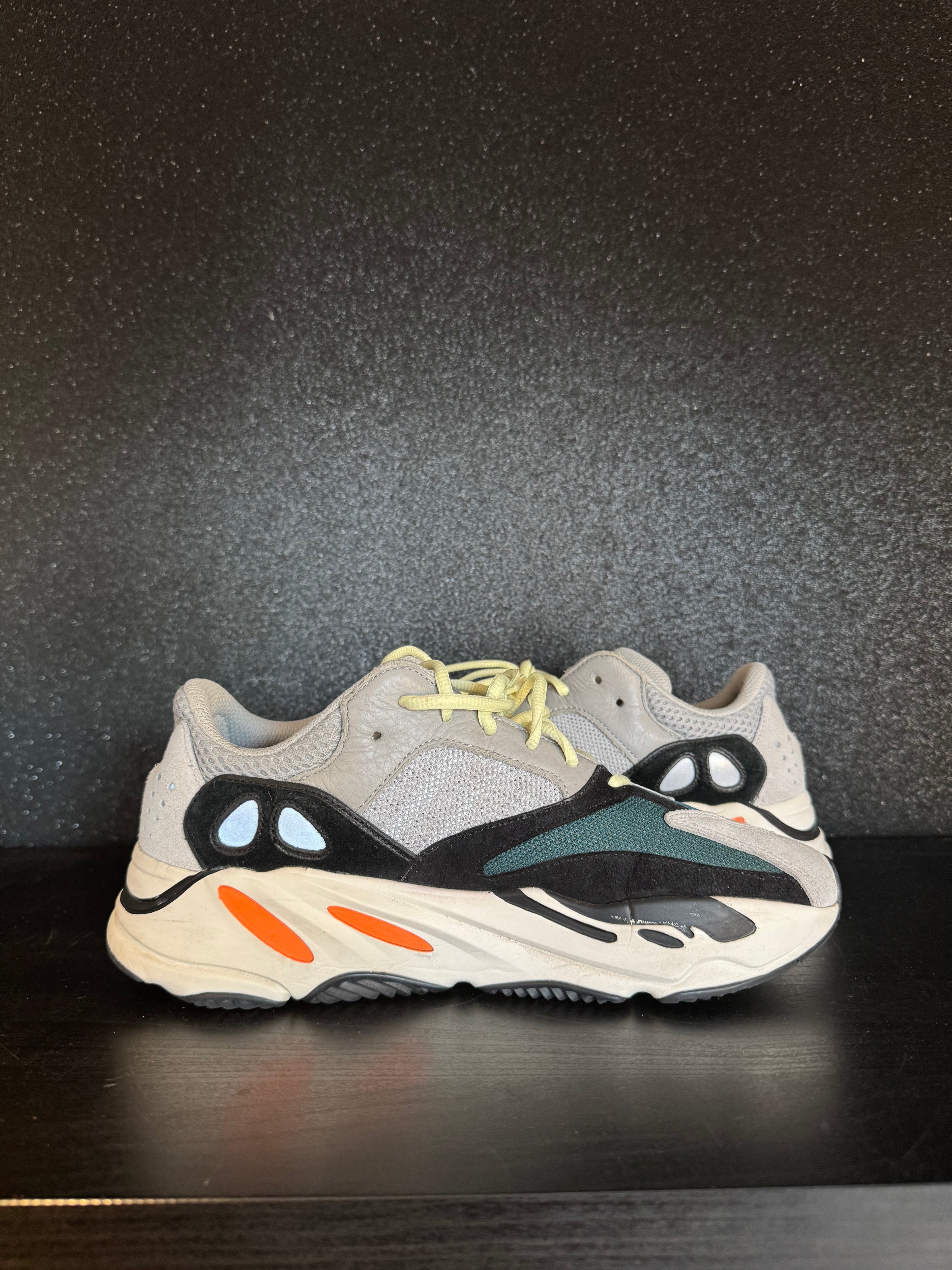 Yeezy 700 'Waverunner' Size 10 Preowned with no box