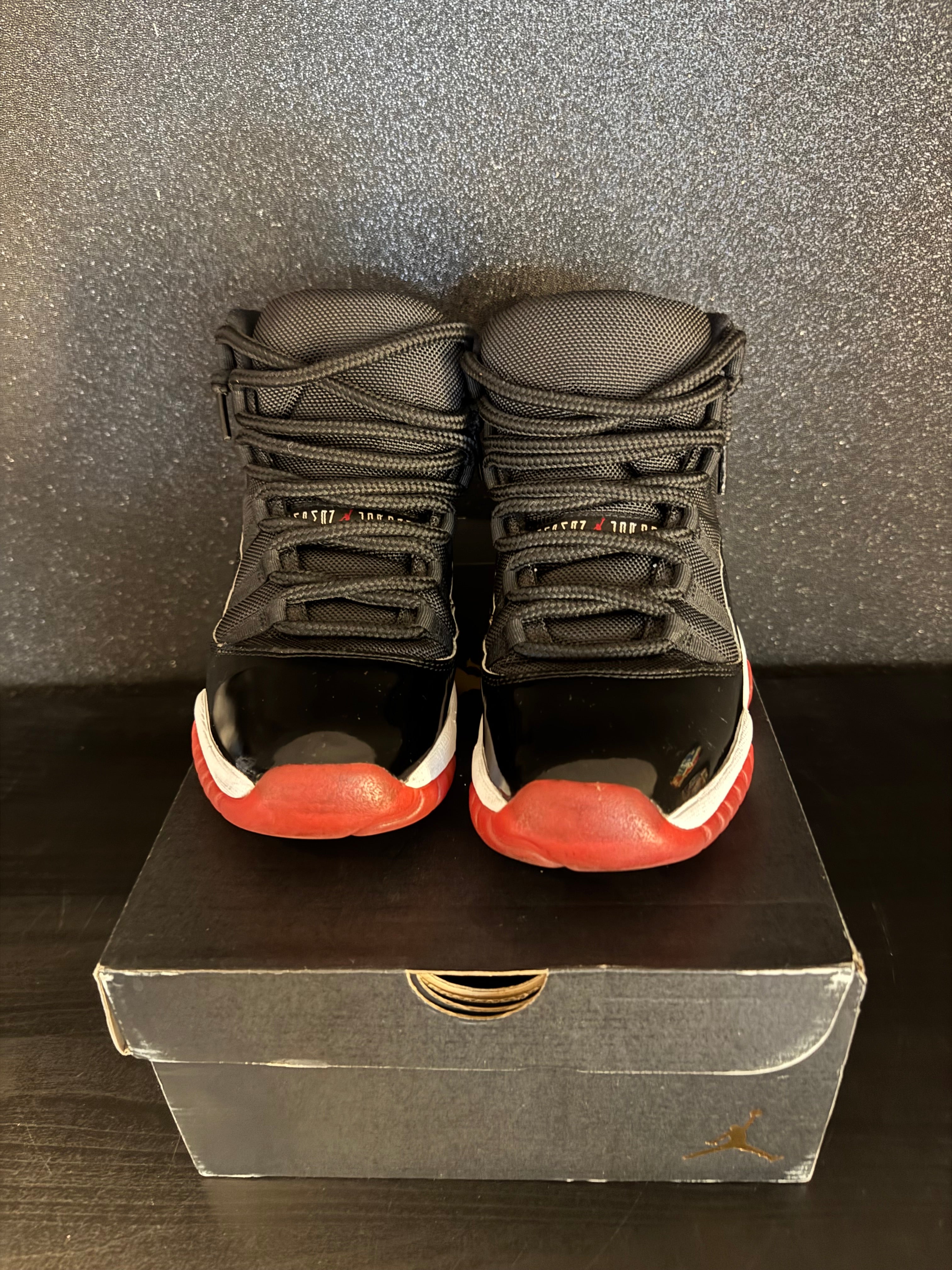 Jordan 11 (GS) 'Bred' Size 7Y Preowned with box