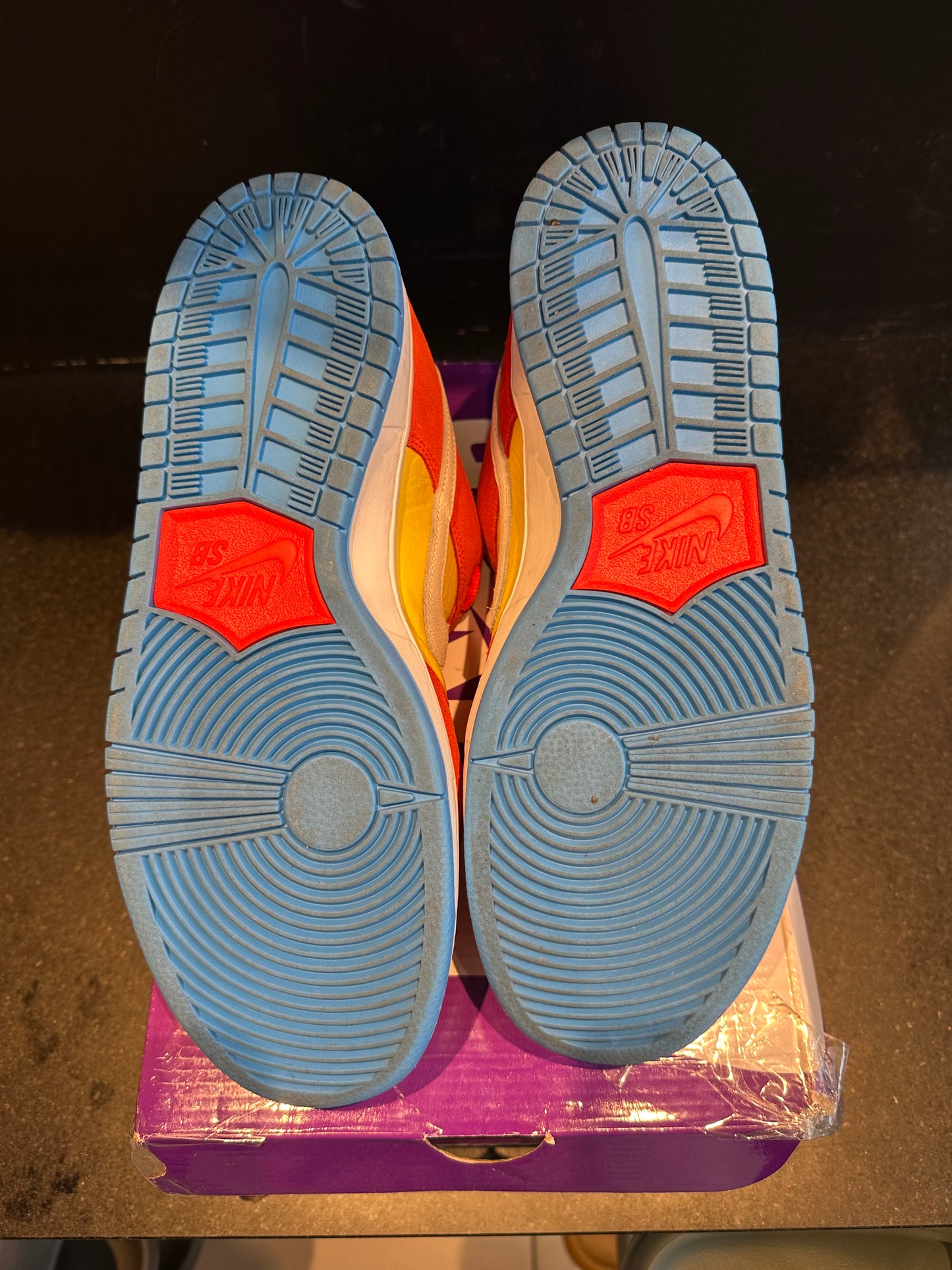 Nike SB Dunk Low "Bart Simpson" Preowned Size 11 with box