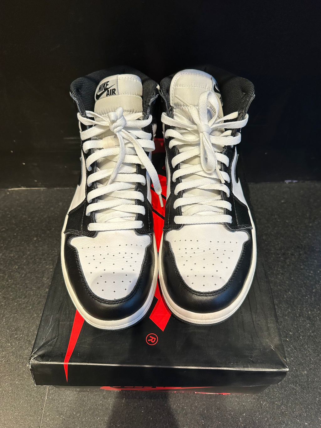 Jordan 1 High Black/White Size 10.5 Preowned