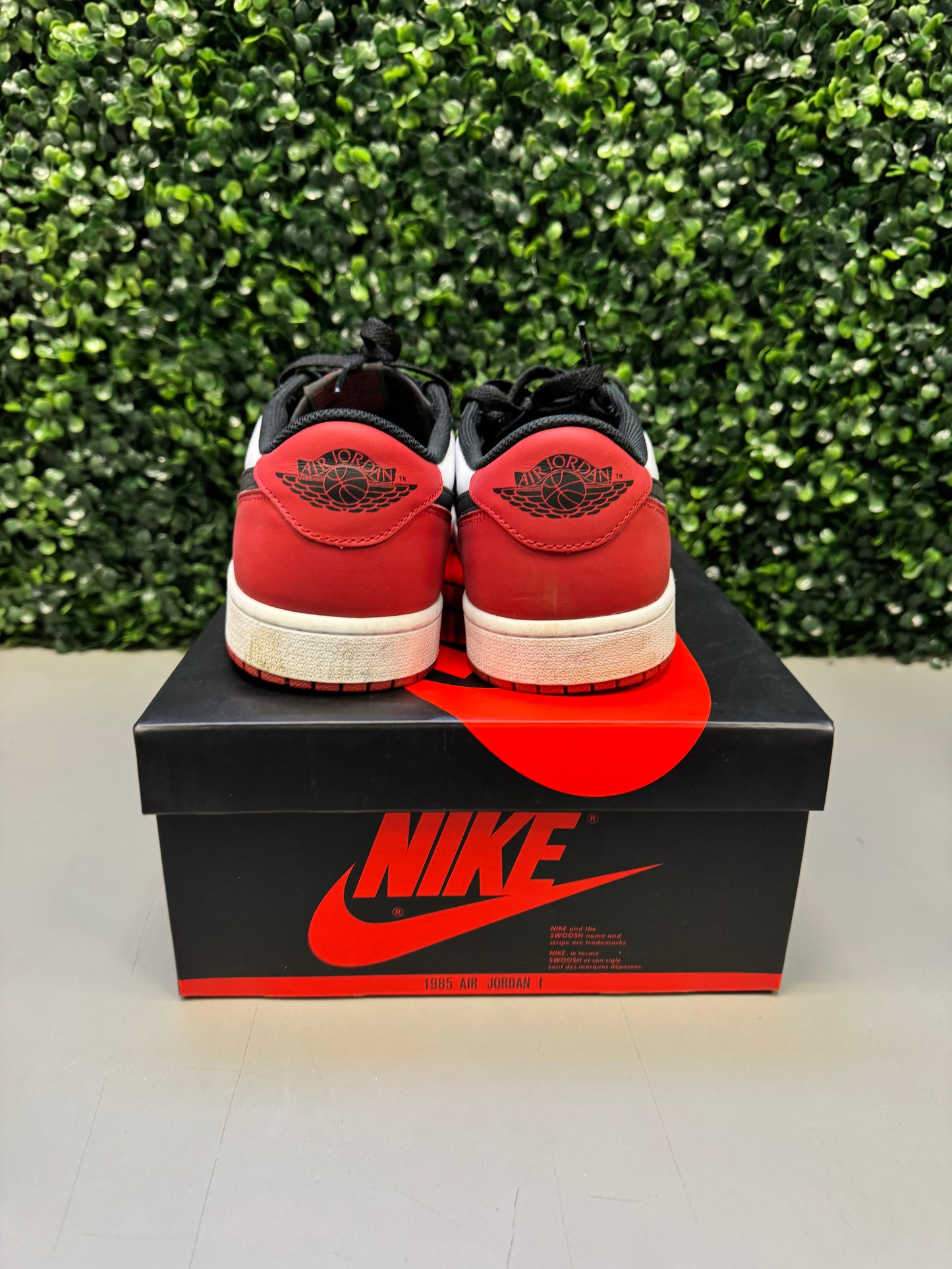 Jordan 1 Low OG "Black Toe" SIze 11.5 Preowned