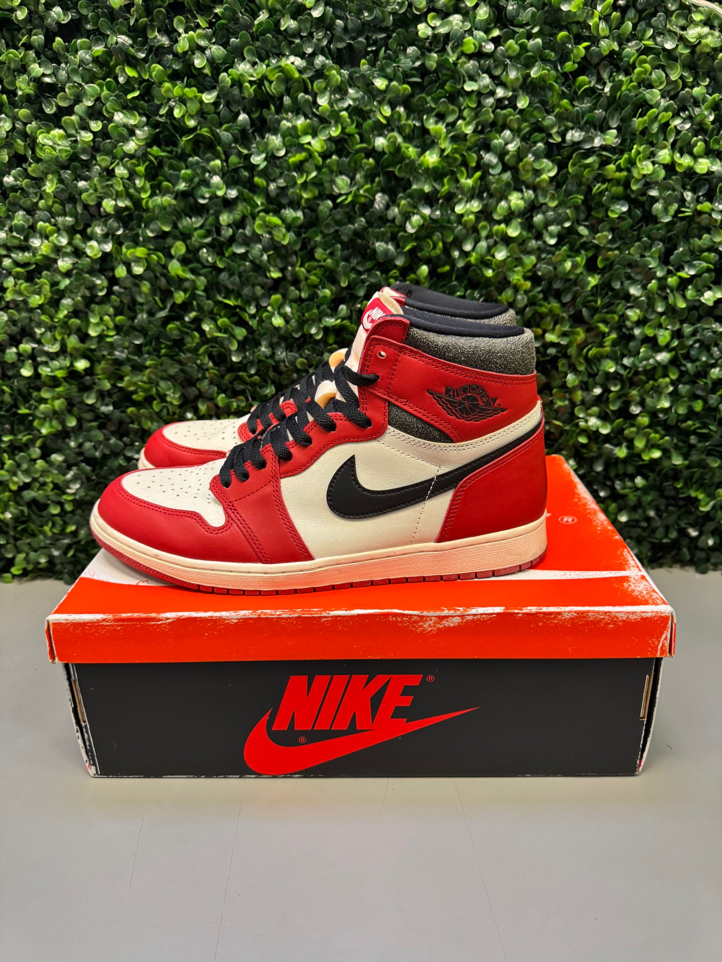Jordan 1 High "Lost And Found" Size 11.5 Preowned