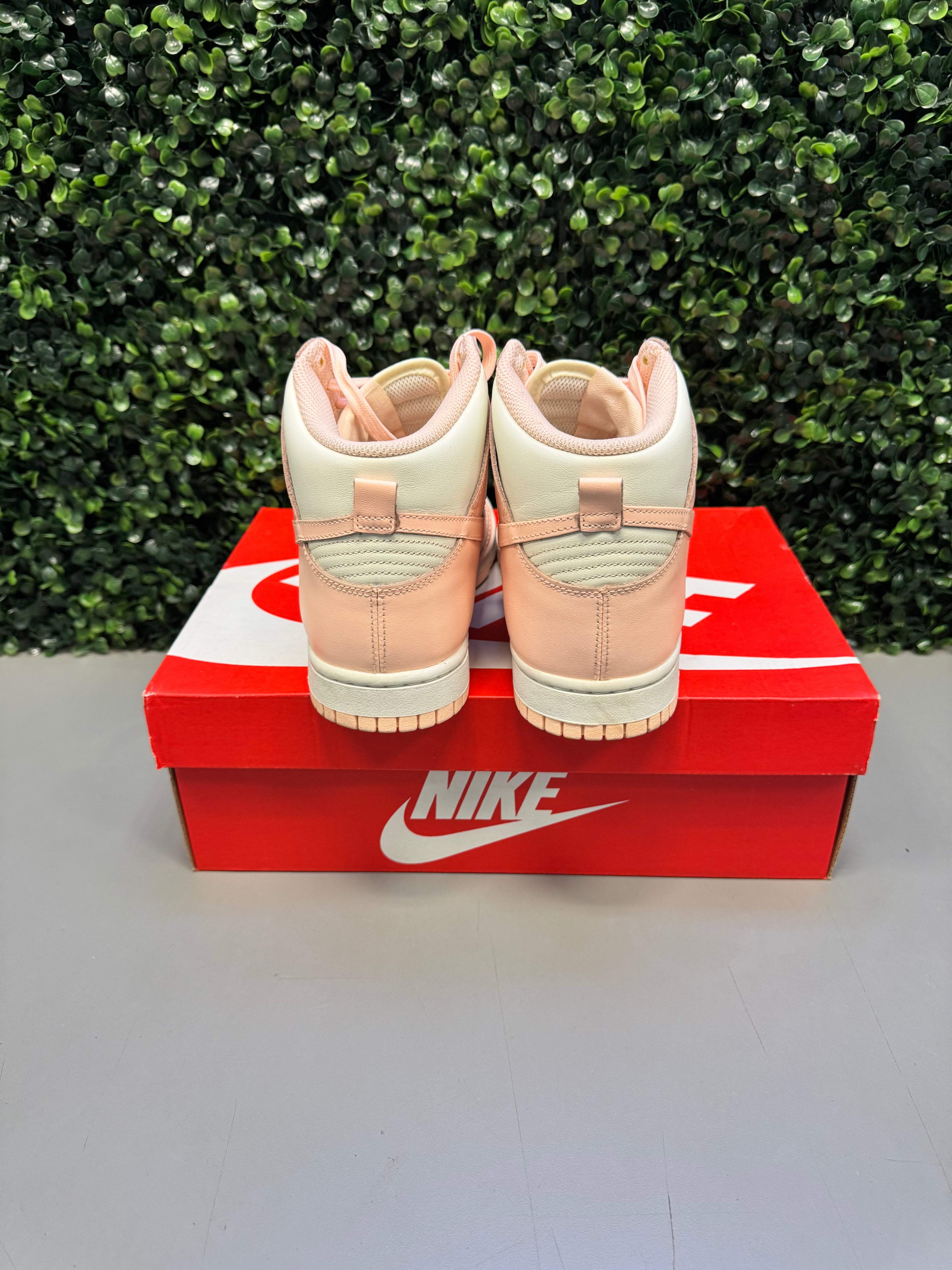 Nike Dunk High "Crimson Tint" Size 7.5Y / 9W Preowned