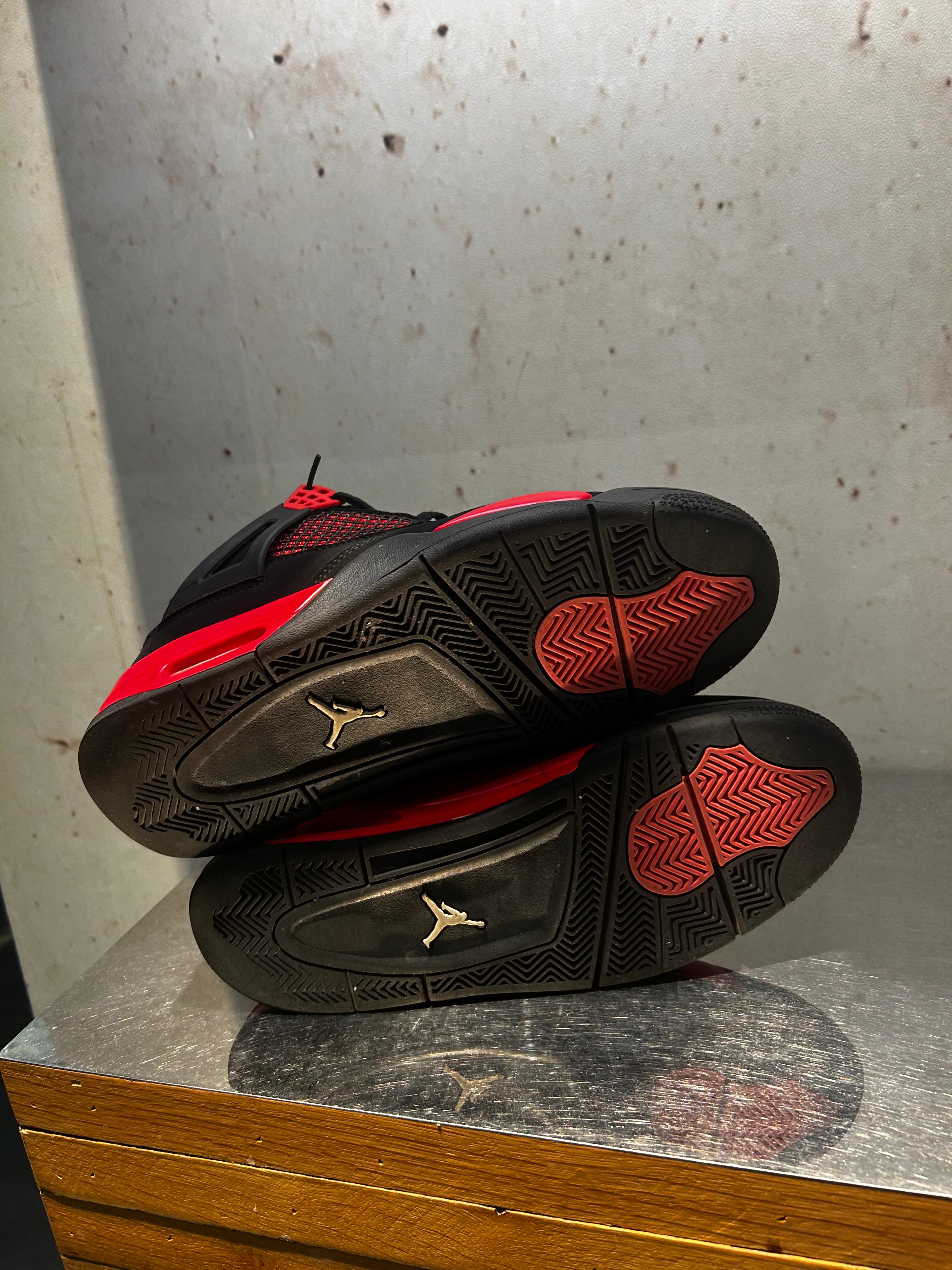 Jordan 4 "Red Thunder" Size 10 Preowned