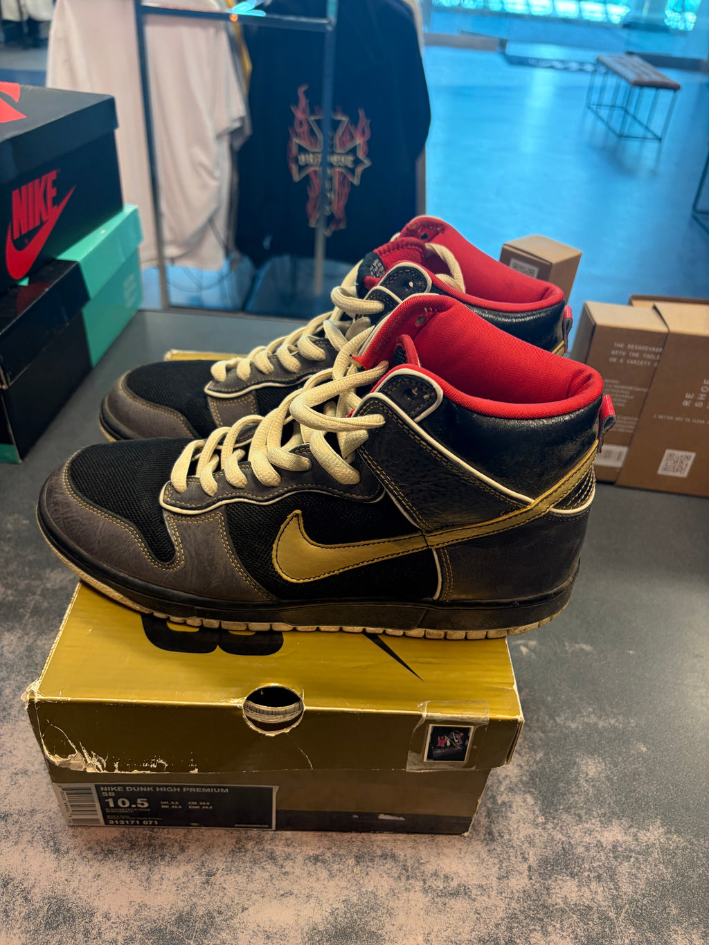 Nike SB Dunk High Marshall Amps Size 10.5 Preowned