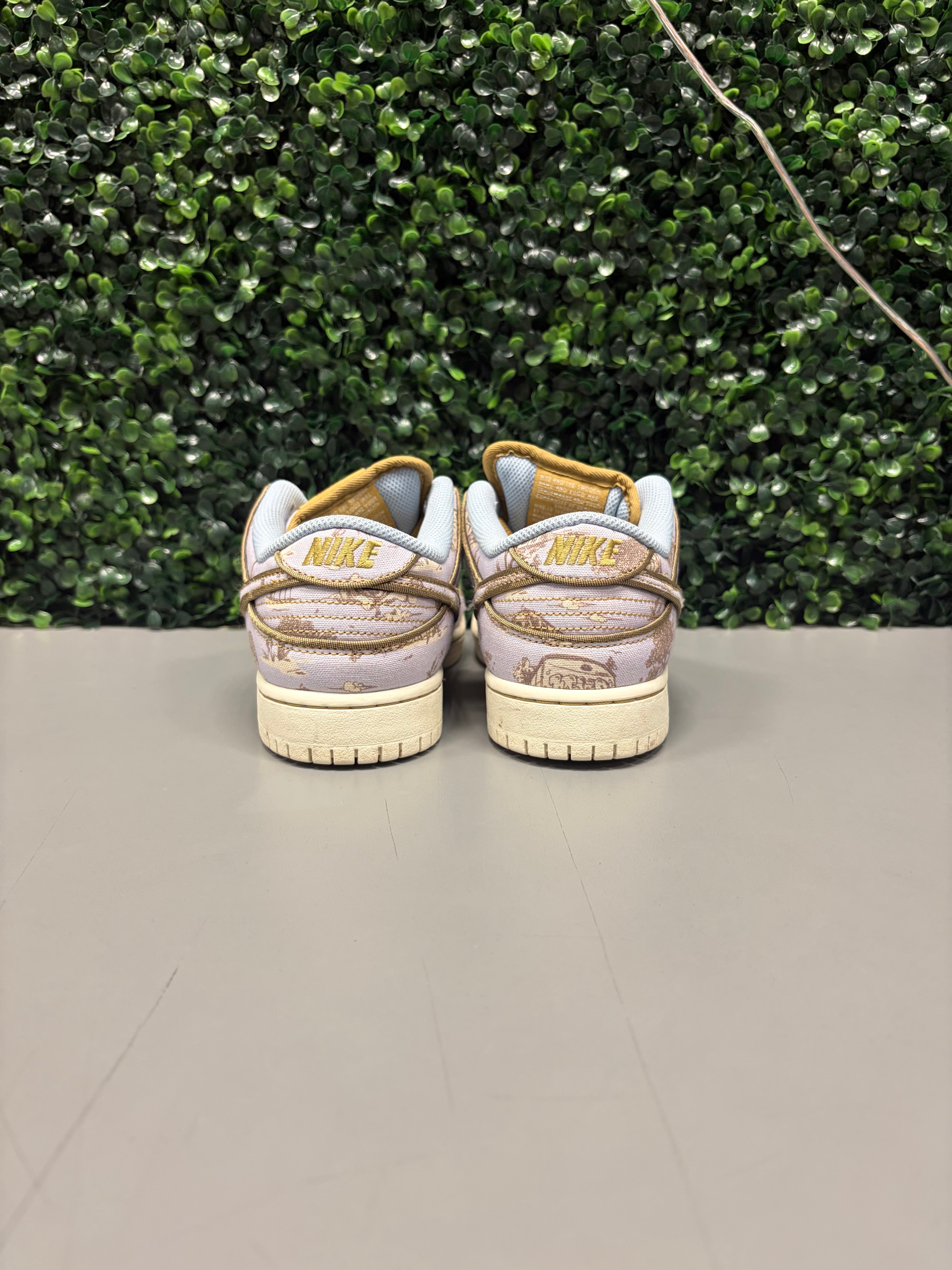 Nike SB Dunk Low Premium "City of Style" Size 6.5 Preowned (No Box)