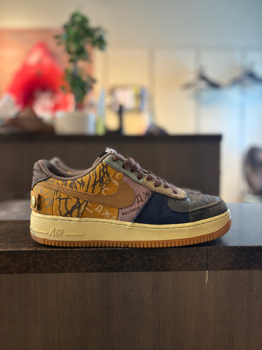 Nike Air Force 1 Low "Travis Scott Cactus Jack" Size 8 Pre Owned