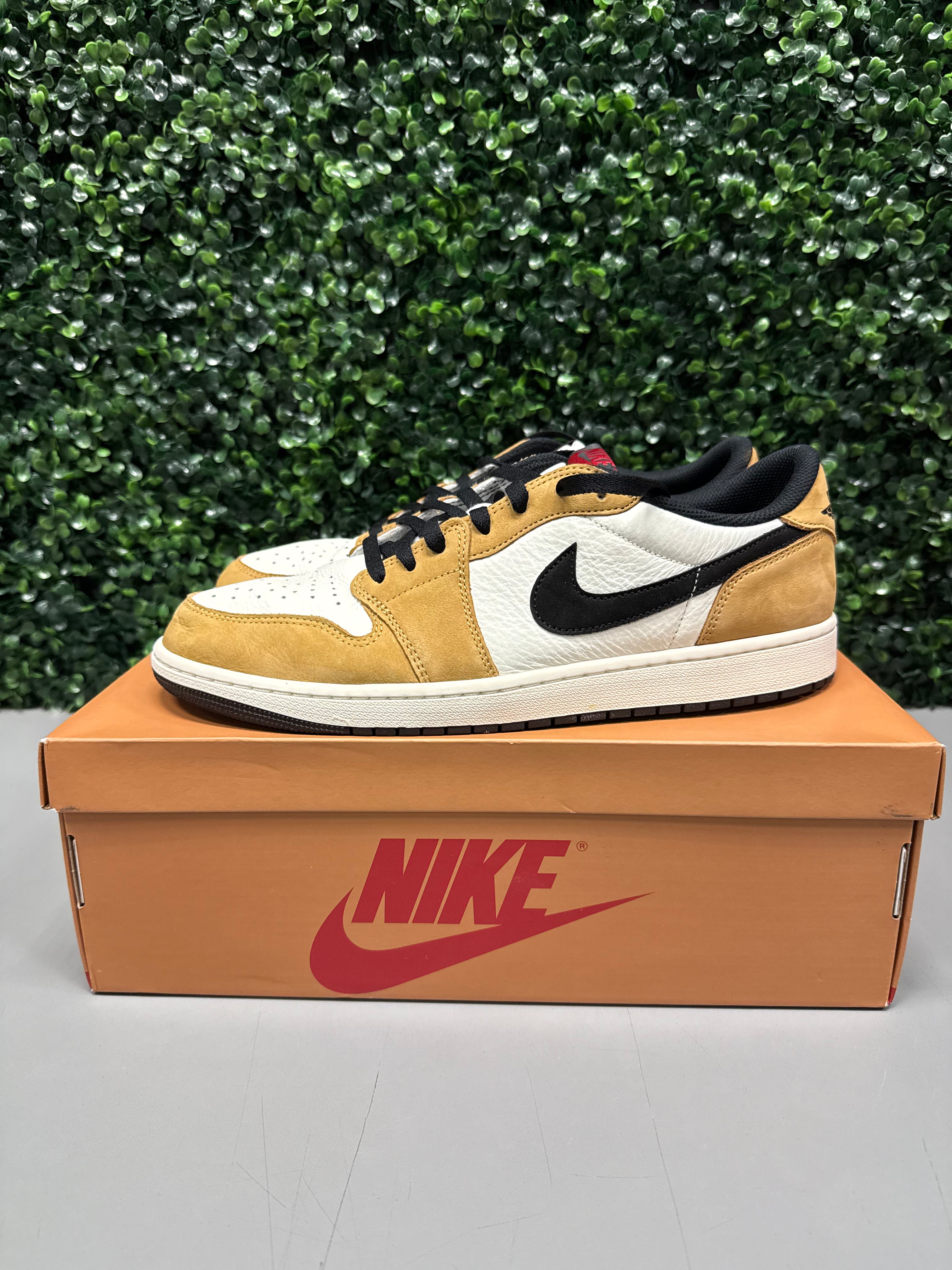 Jordan 1 Low OG "Rookie of the Year" Size 13 Pre-Owned