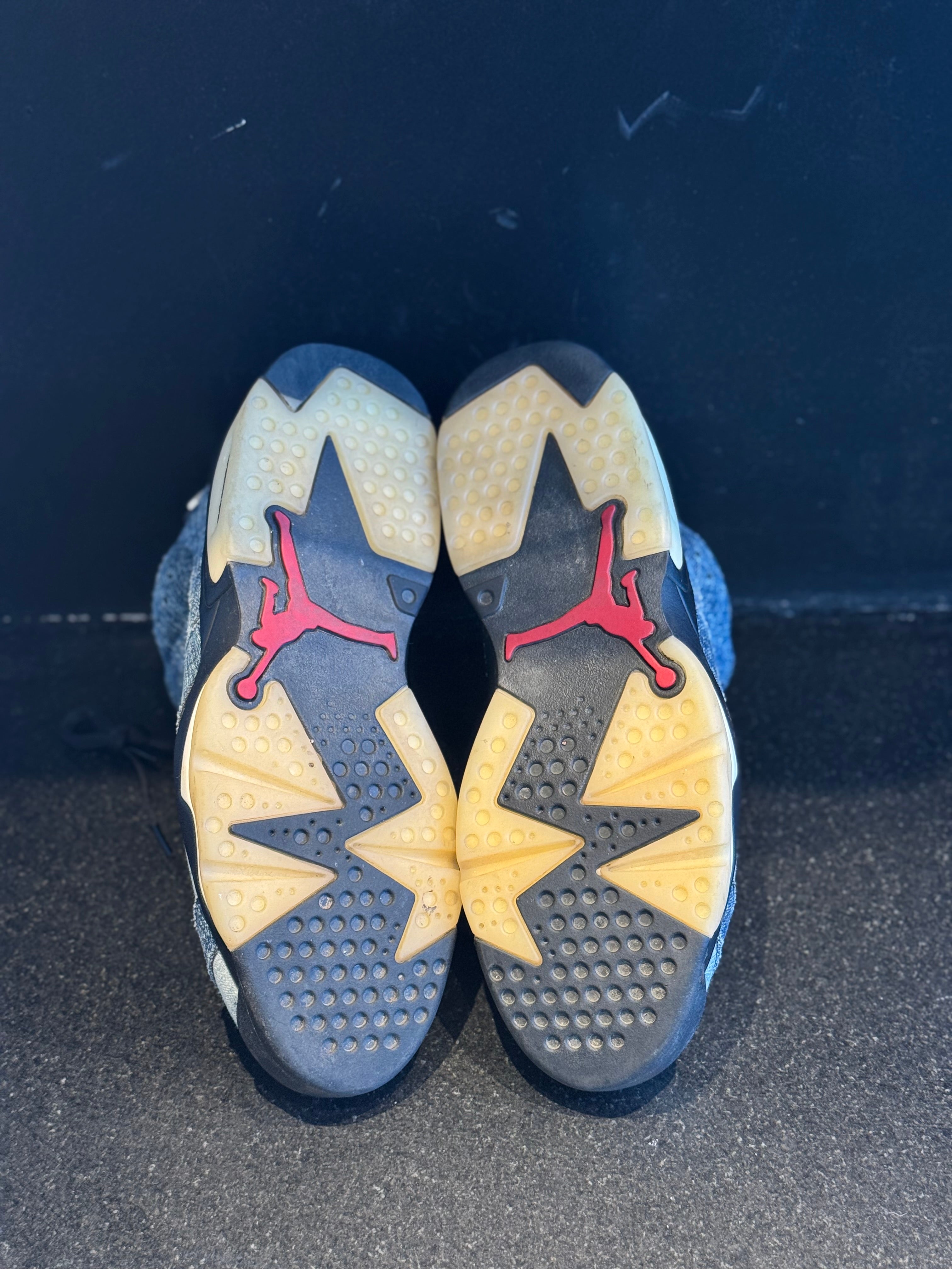 Jordan 6 Retro 'Denim' Size 10.5 Preowned with box