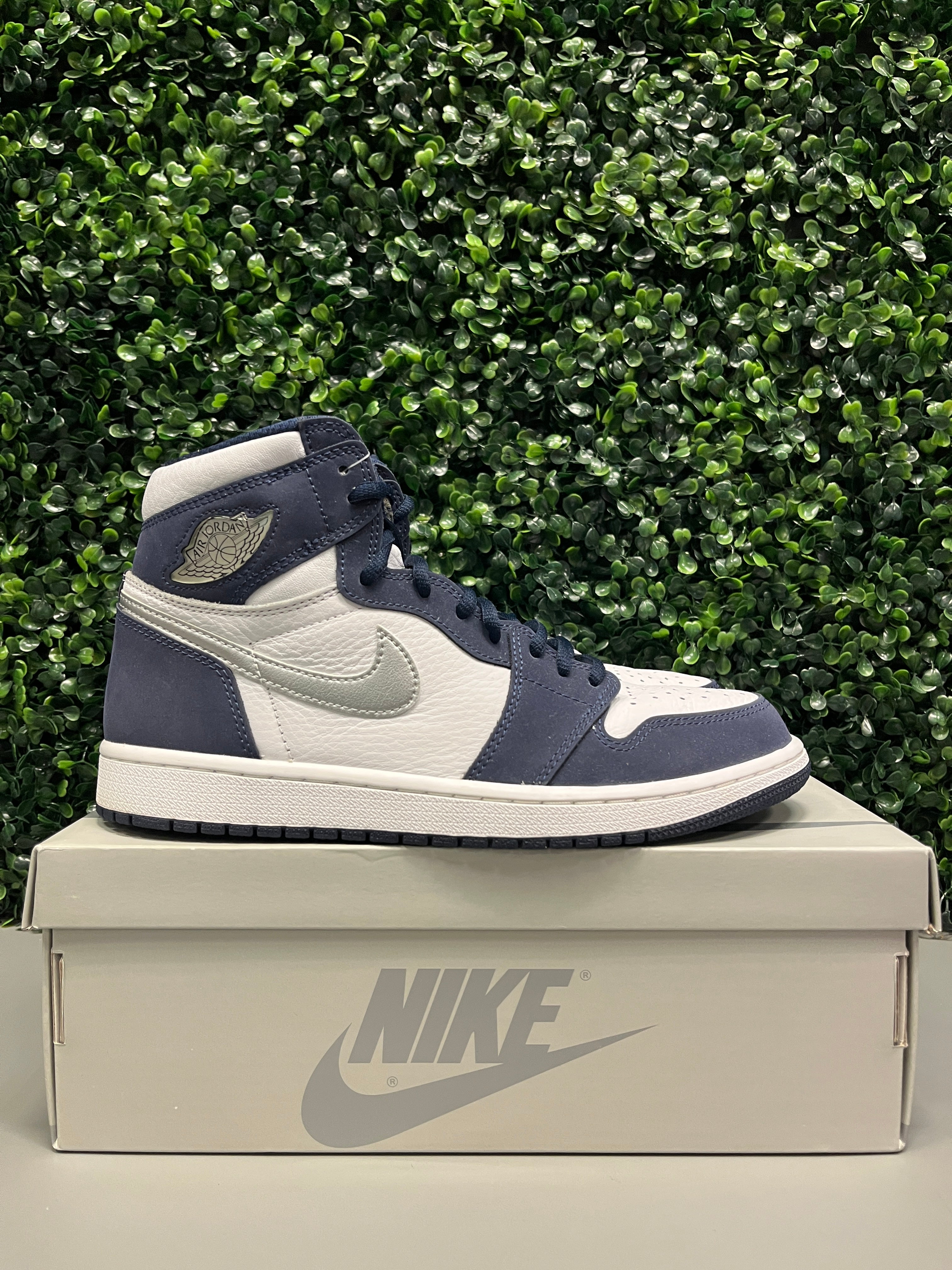 Jordan 1 High Midnight Navy Co.JP Size 9.5 Preowned
