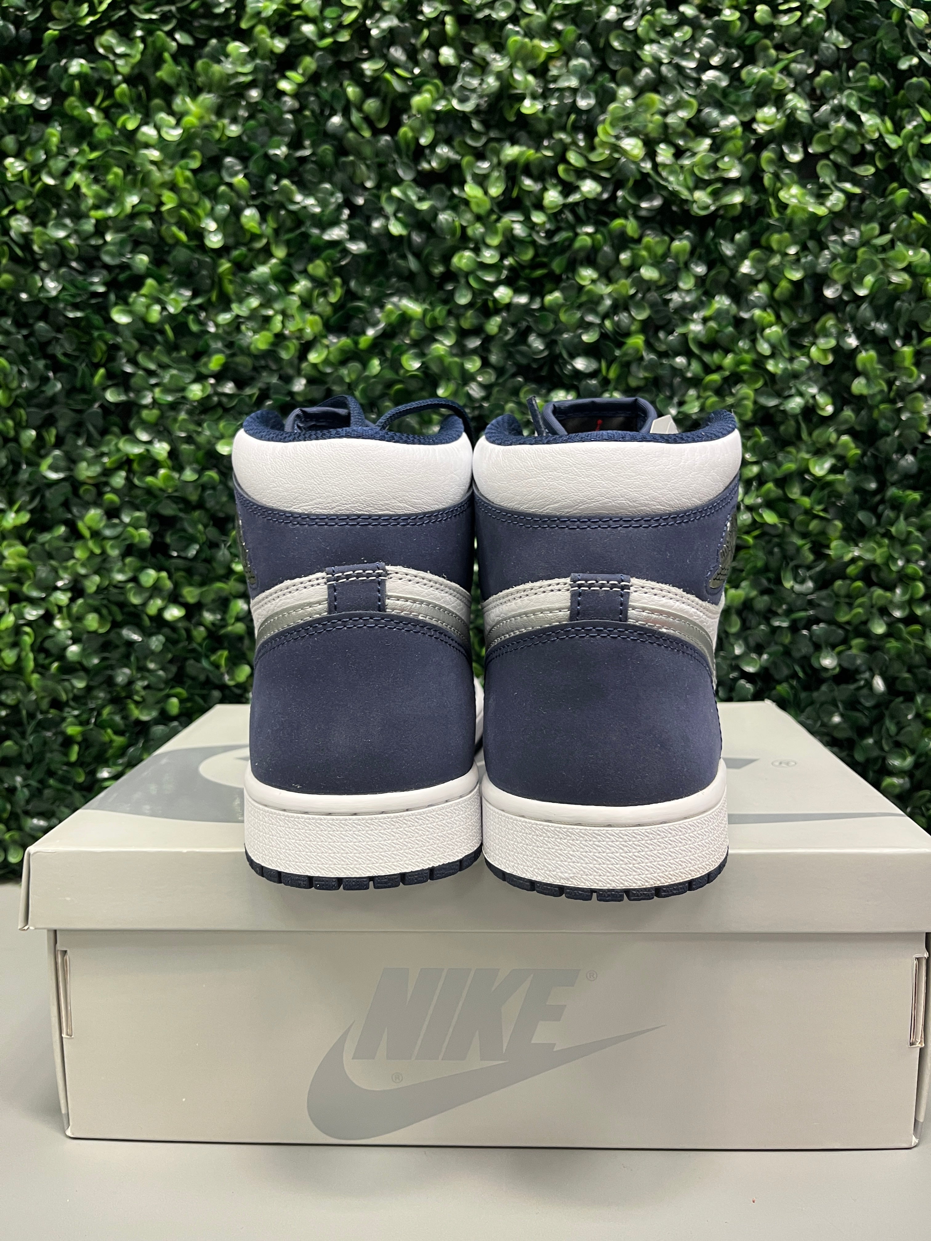 Jordan 1 High Midnight Navy Co.JP Size 9.5 Preowned