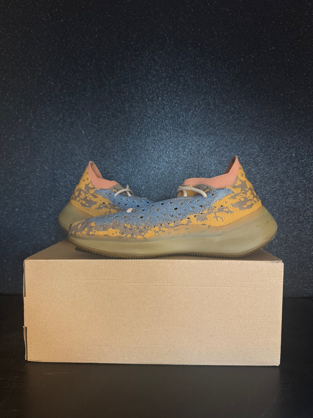 Yeezy 380 'Blue Oat' Size 10 Preowned with box
