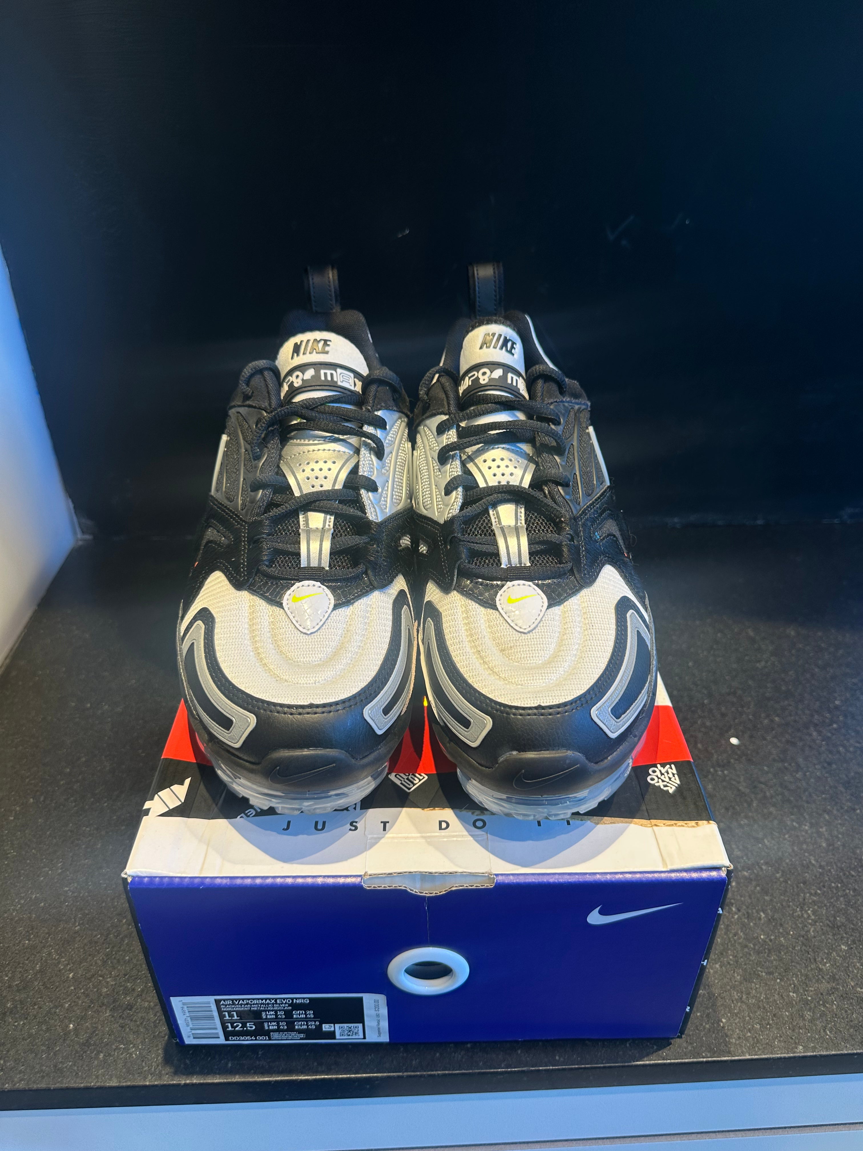 Nike Air Vapormax "Evo NRG" sz 11 preowned