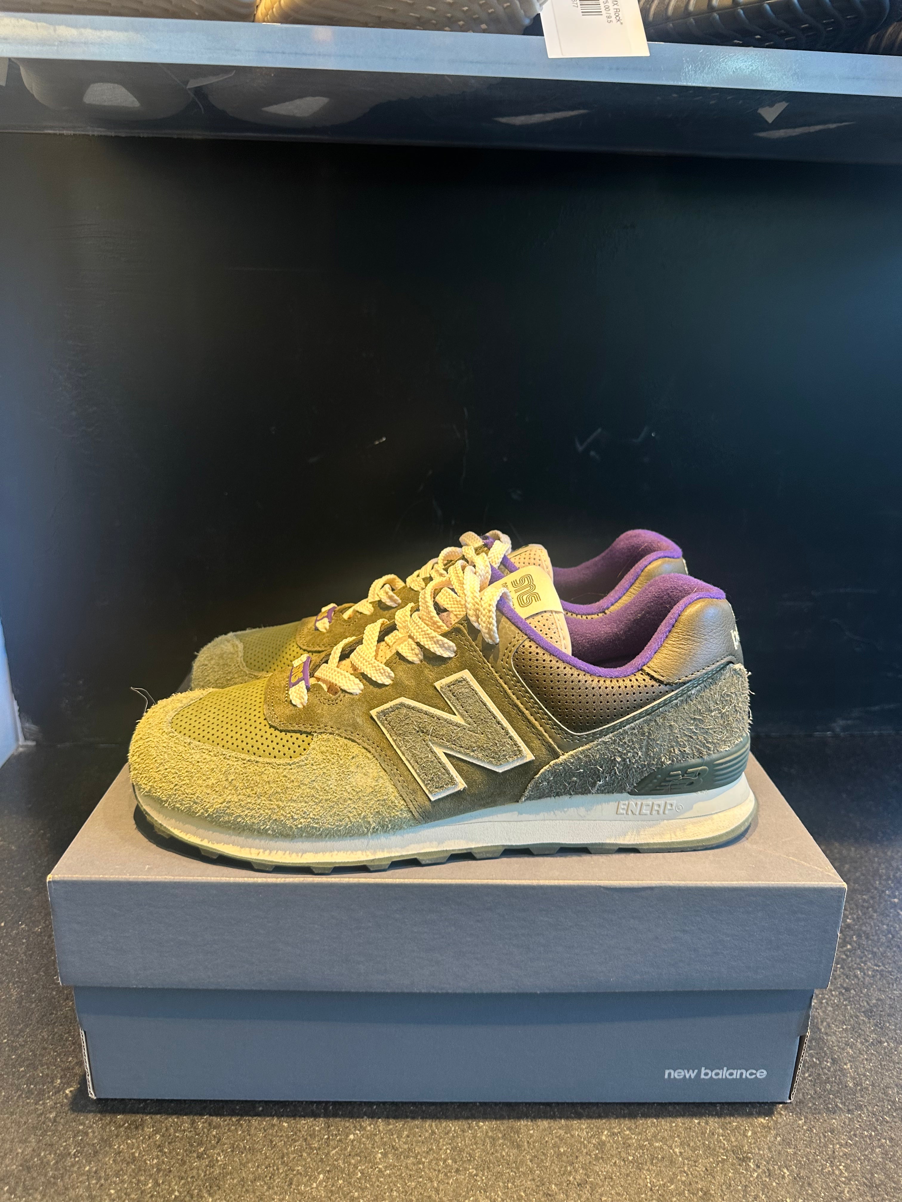 New Balance 574 "Sns Nature"sz 11 preowned