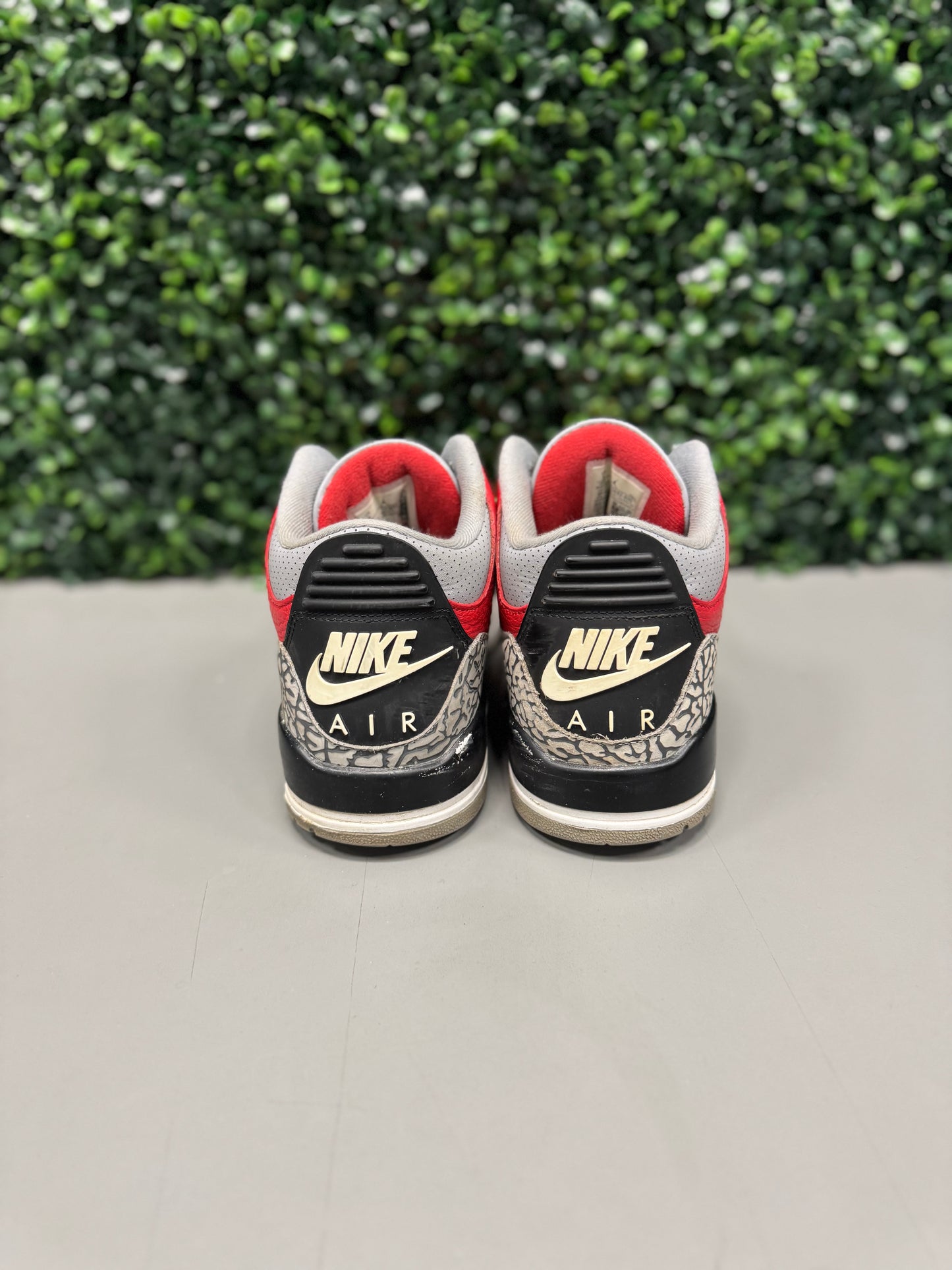 Jordan 3 SE "Unite" Size 9 Preowned