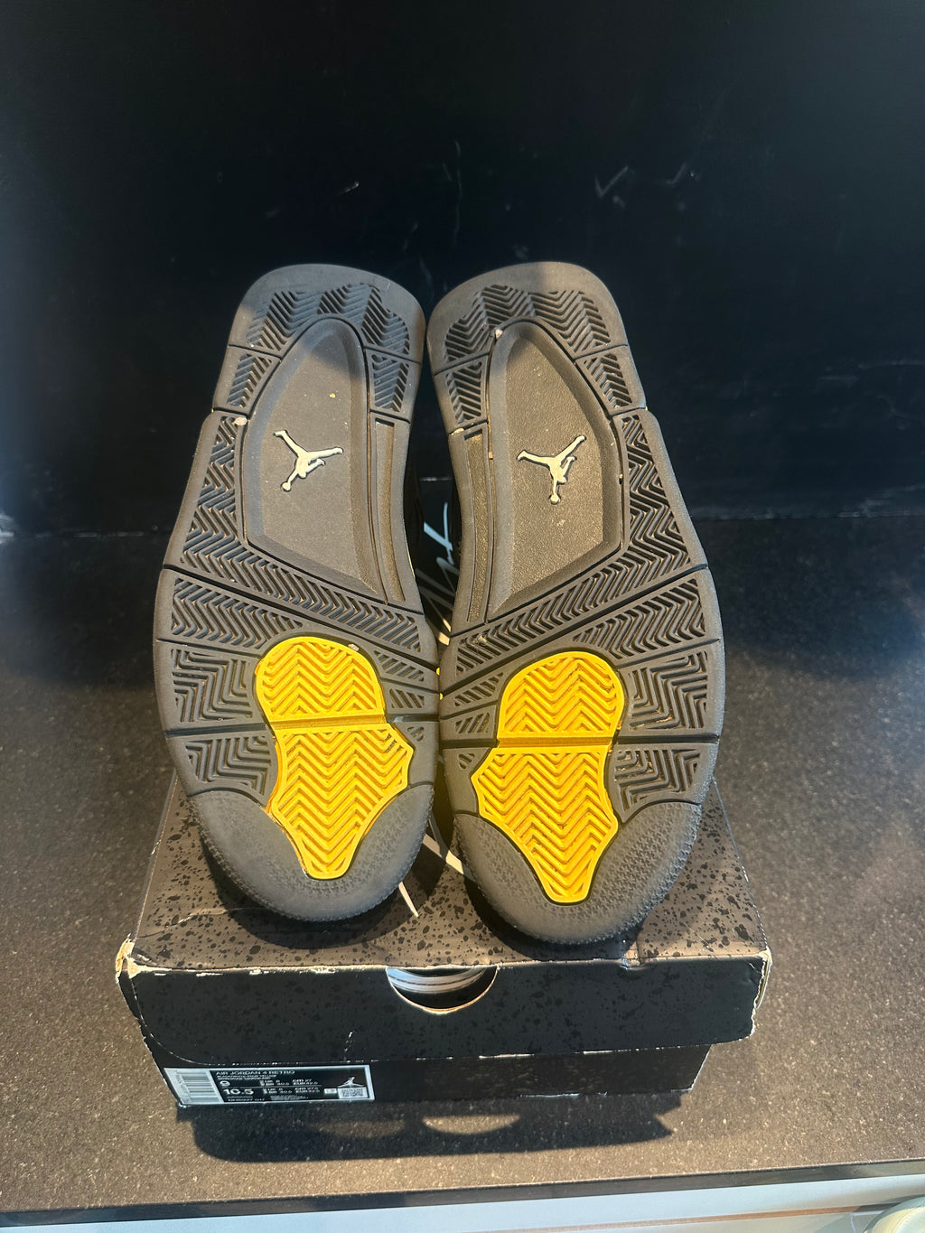 Jordan 4 Retro "Yellow Thunder" size 9 preowned