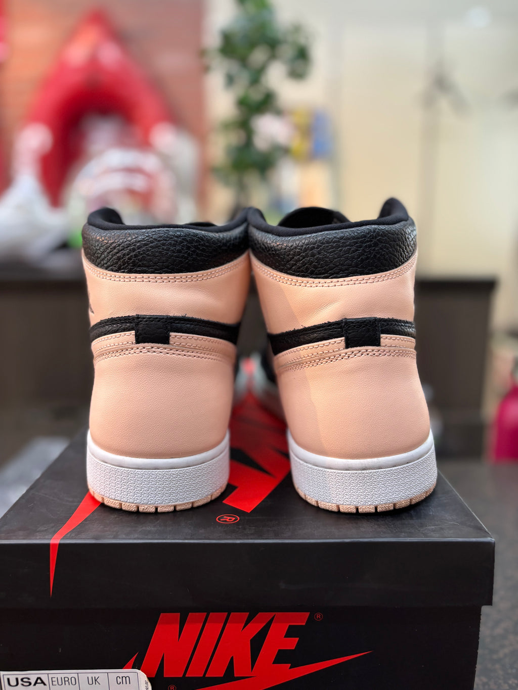 Jordan 1 High "Crimson Tint" Size 11 Pre Owned