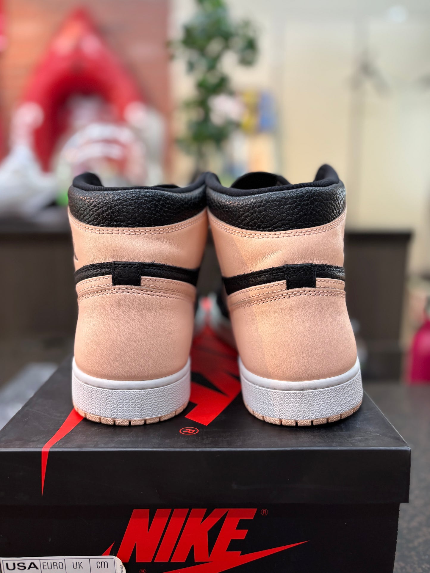 Jordan 1 High "Crimson Tint" Size 11 Pre Owned