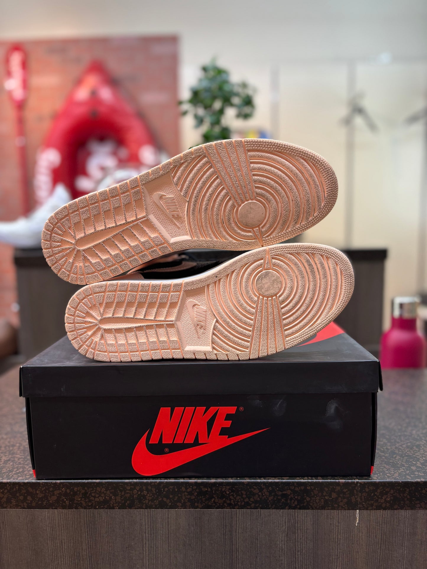 Jordan 1 High "Crimson Tint" Size 11 Pre Owned