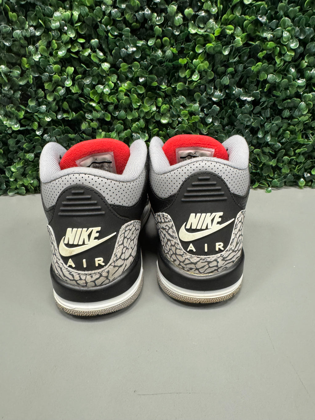 Jordan 3 "Black Cement" Size 4 Preowned