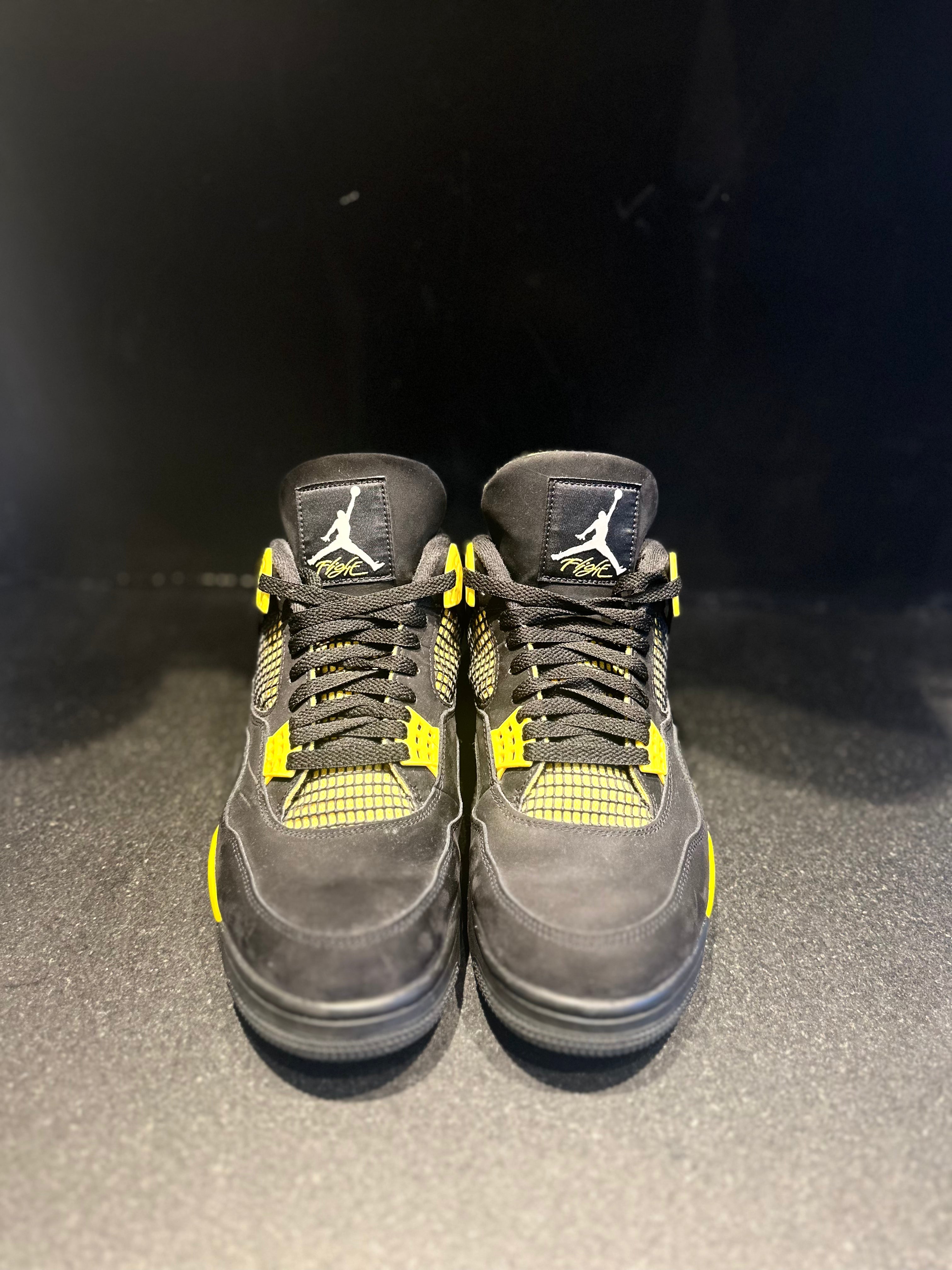 Jordan 4 "Thunder" Size 12 Preowned