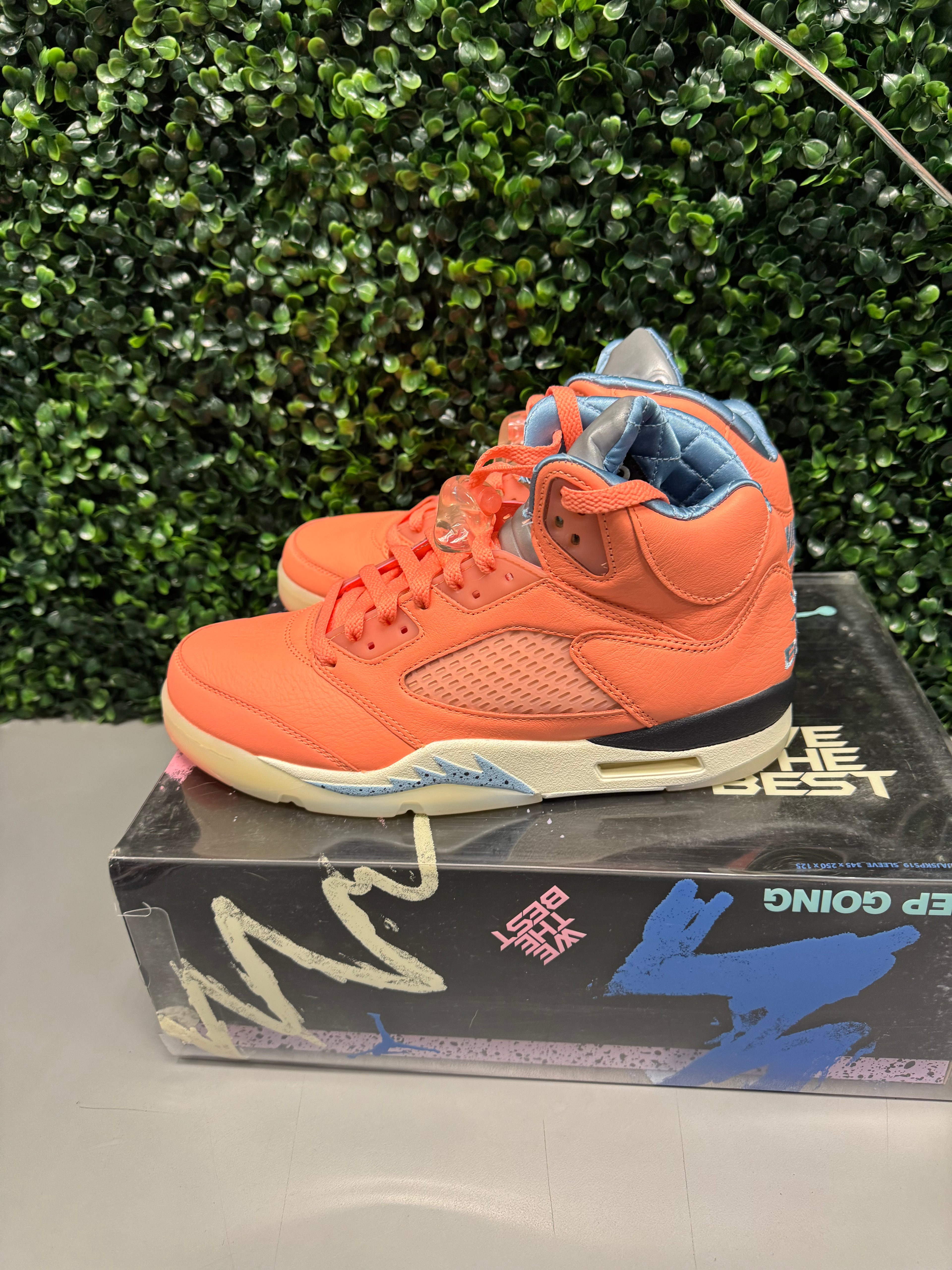 Jordan 5 "We The Best" Size 9 Preowned