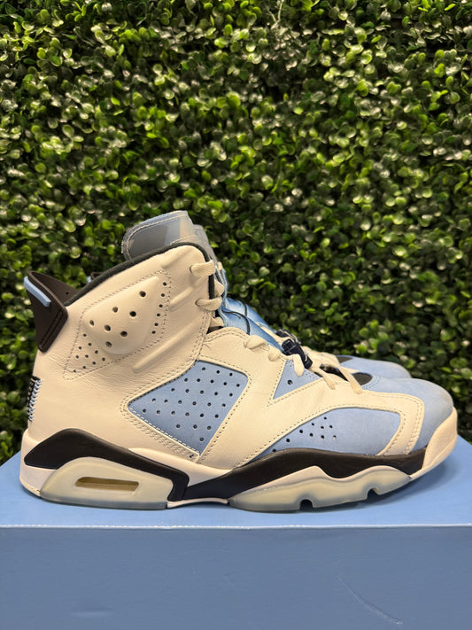 Jordan 6 "UNC" Size 10 Preowned