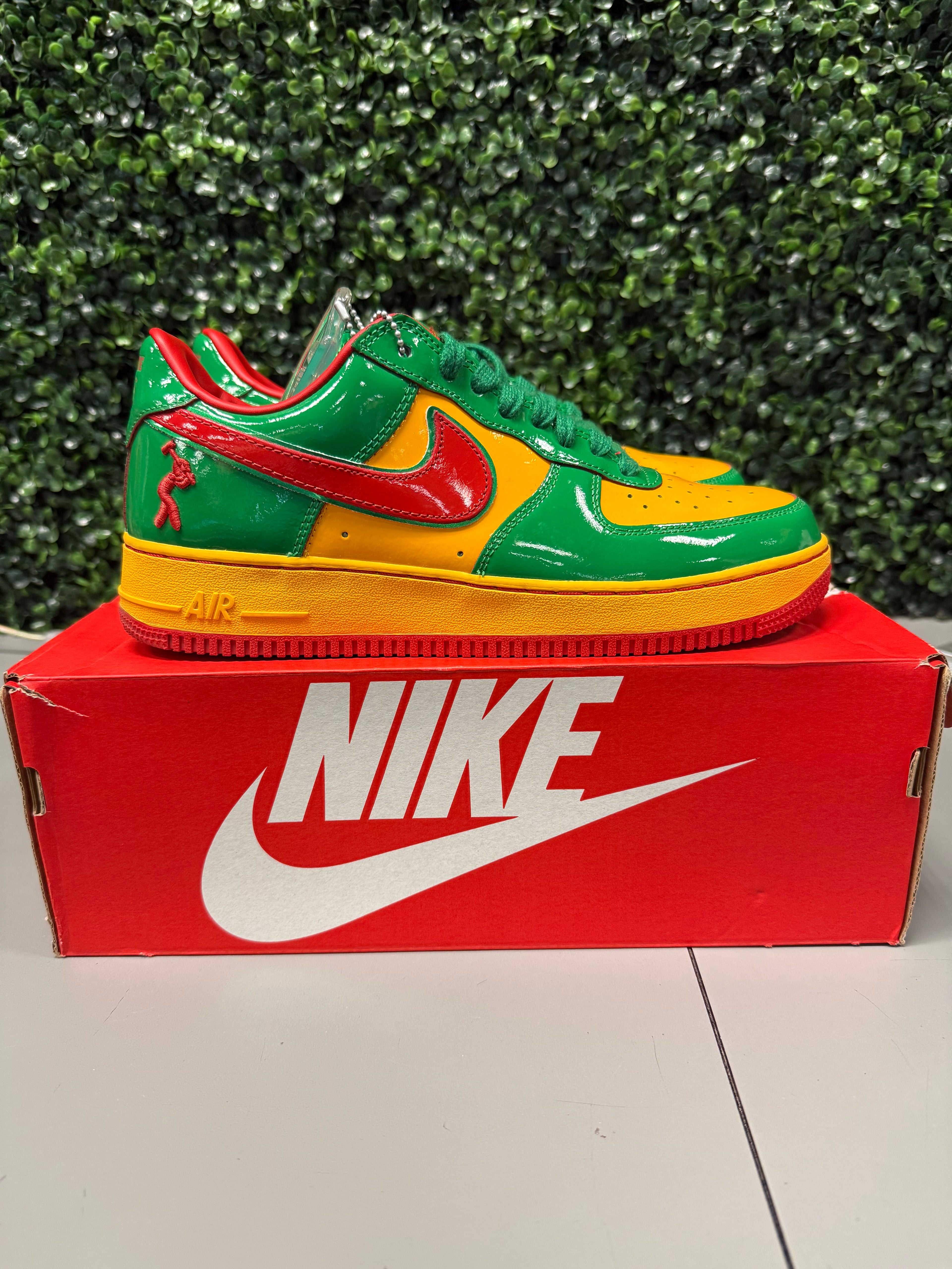 Nike Air Force 1 Low "Lil Yachty Concrete Boys" Lucky Green Size 9.5 Preowned Replacement box