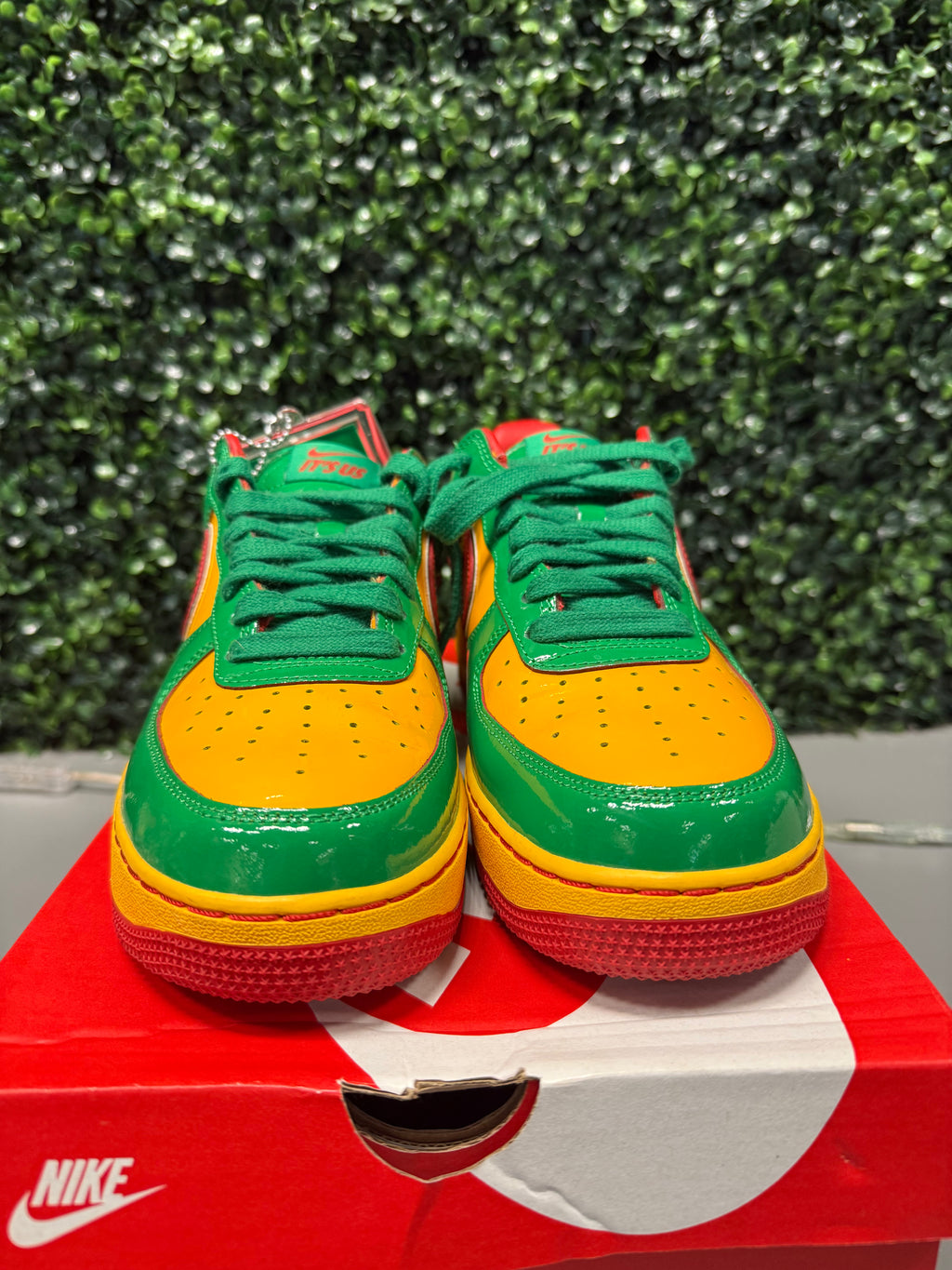 Nike Air Force 1 Low "Lil Yachty Concrete Boys" Lucky Green Size 9.5 Preowned Replacement box