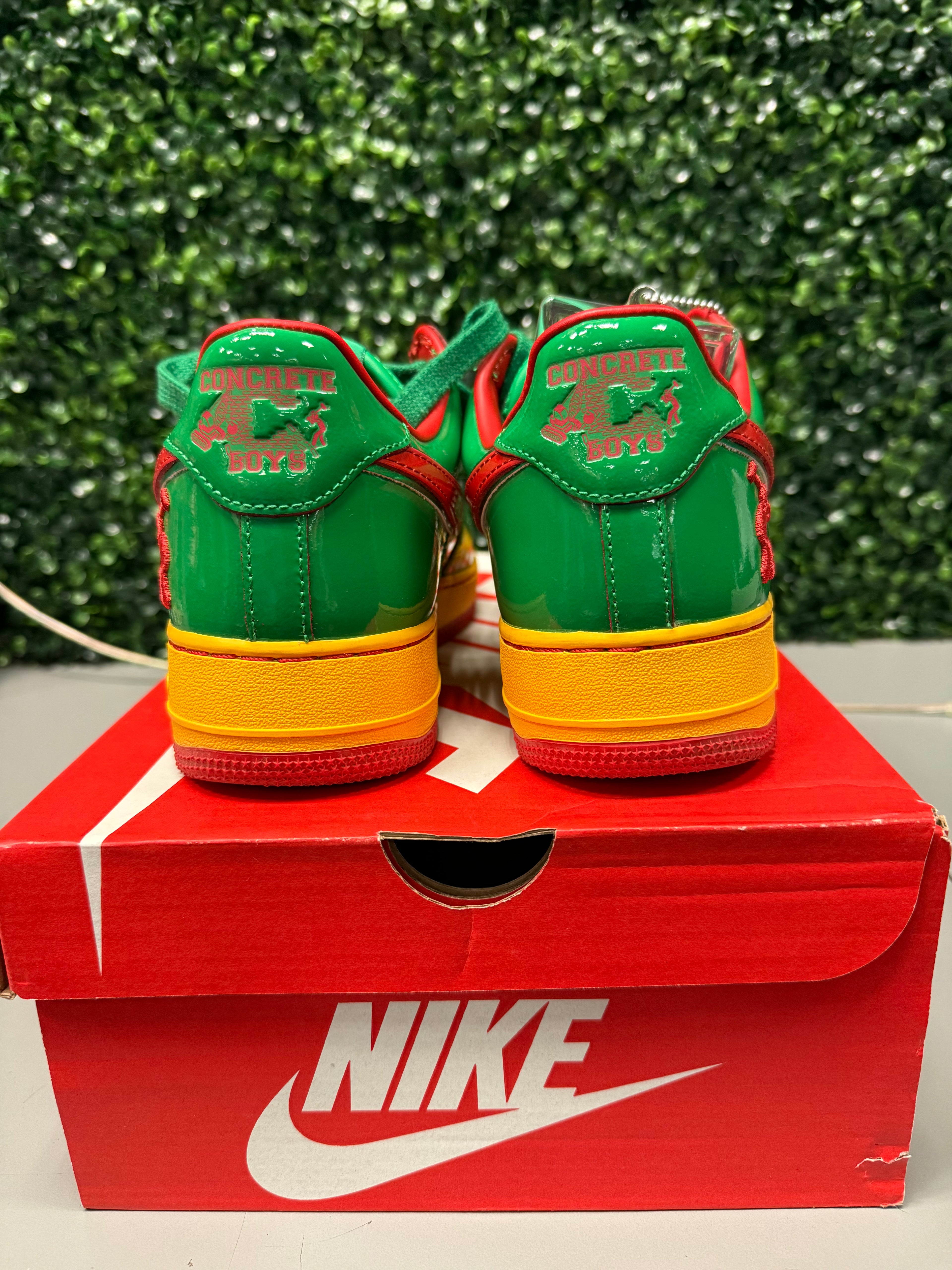 Nike Air Force 1 Low "Lil Yachty Concrete Boys" Lucky Green Size 9.5 Preowned Replacement box
