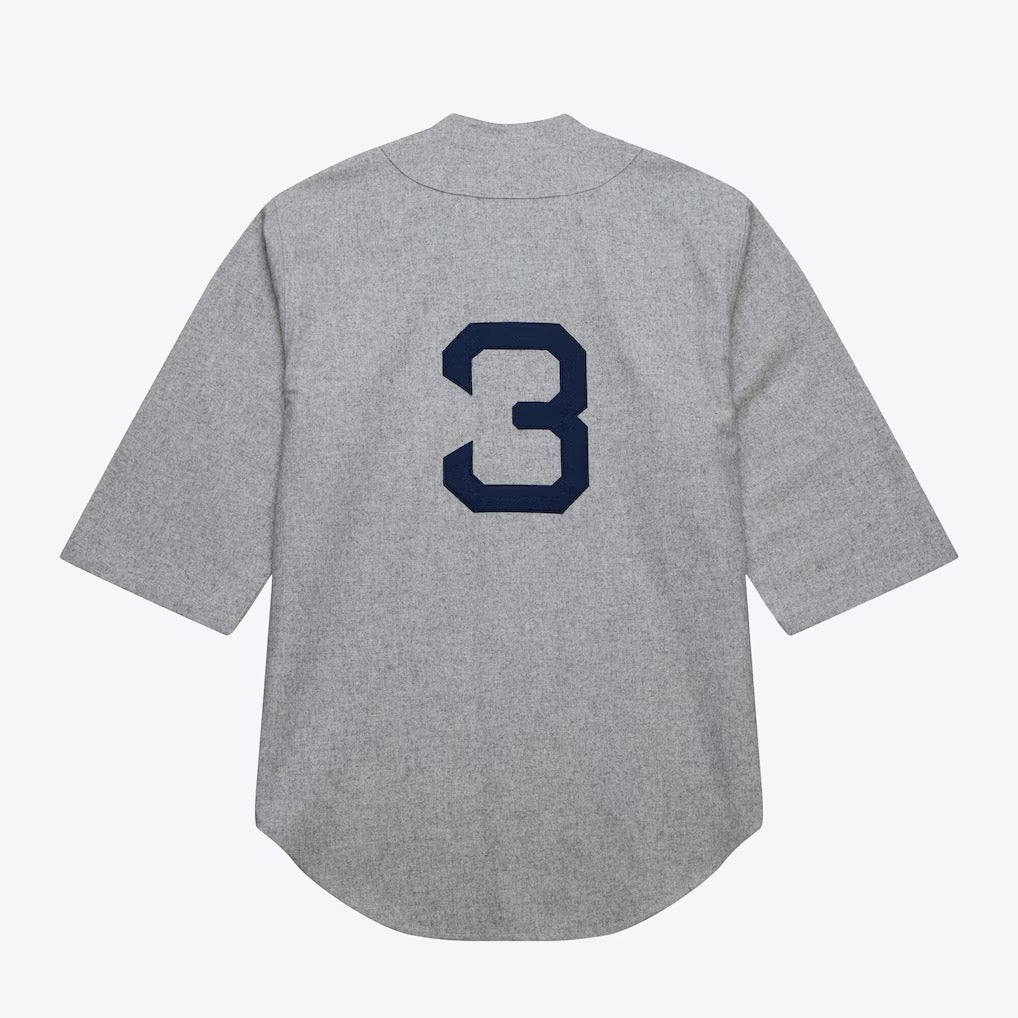 MITCHELL AND NESS Babe Ruth New York Yankees 1929 Gray Authentic Jersey