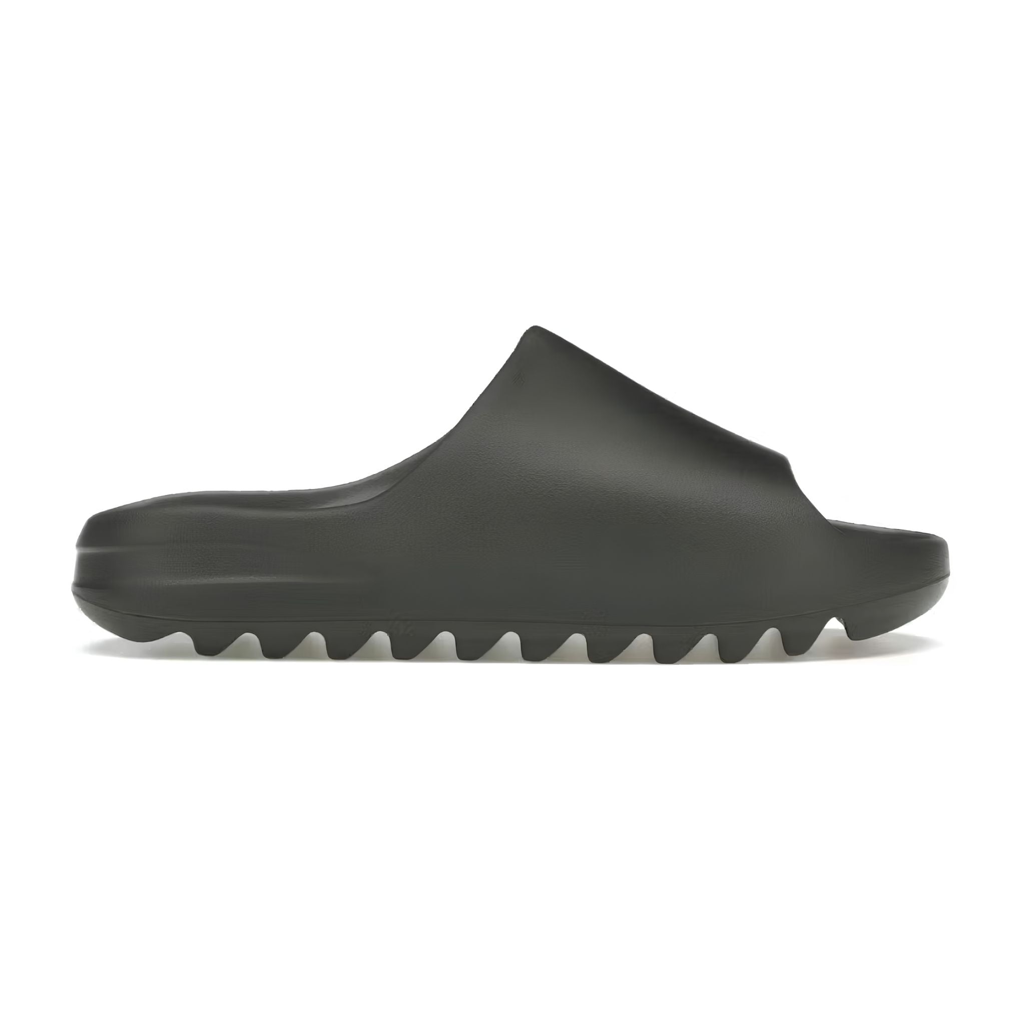 Yeezy Slide “Dark Onyx”