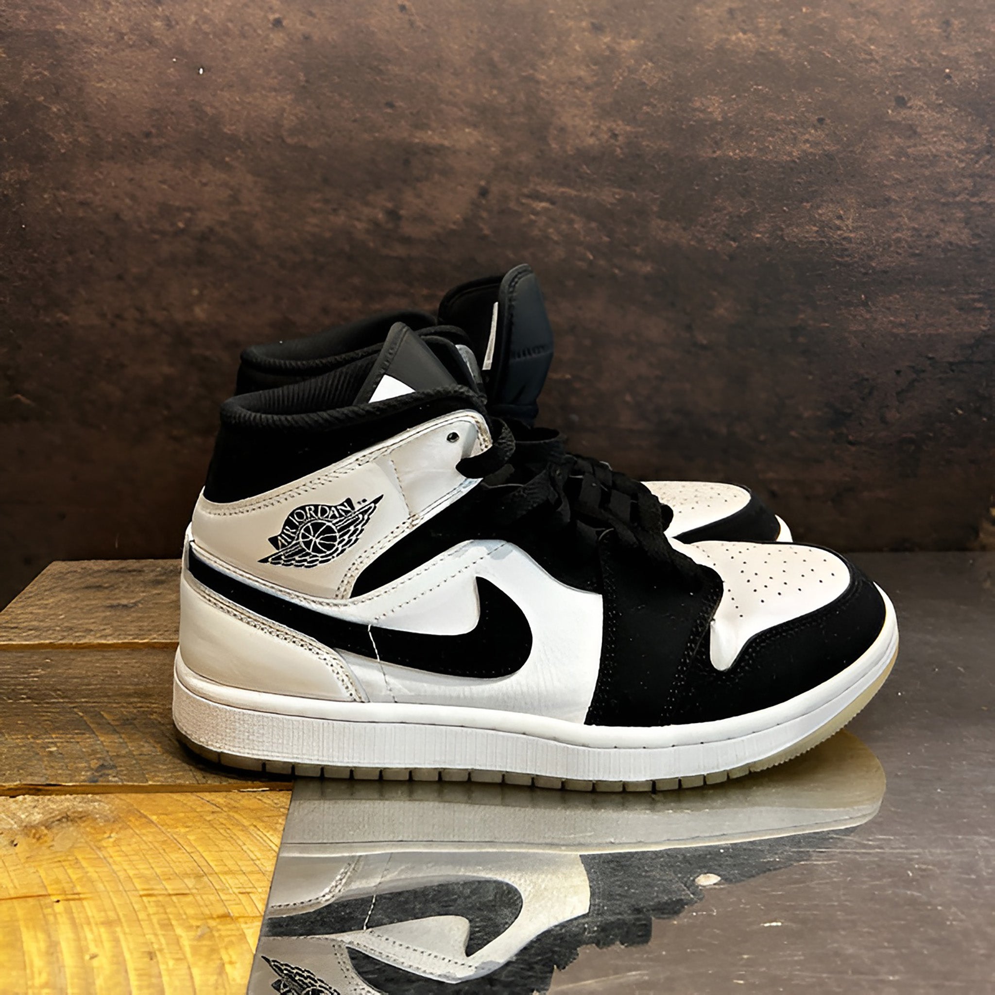 Jordan 1 Mid "Diamond Shorts" Size 7.5 Preowned