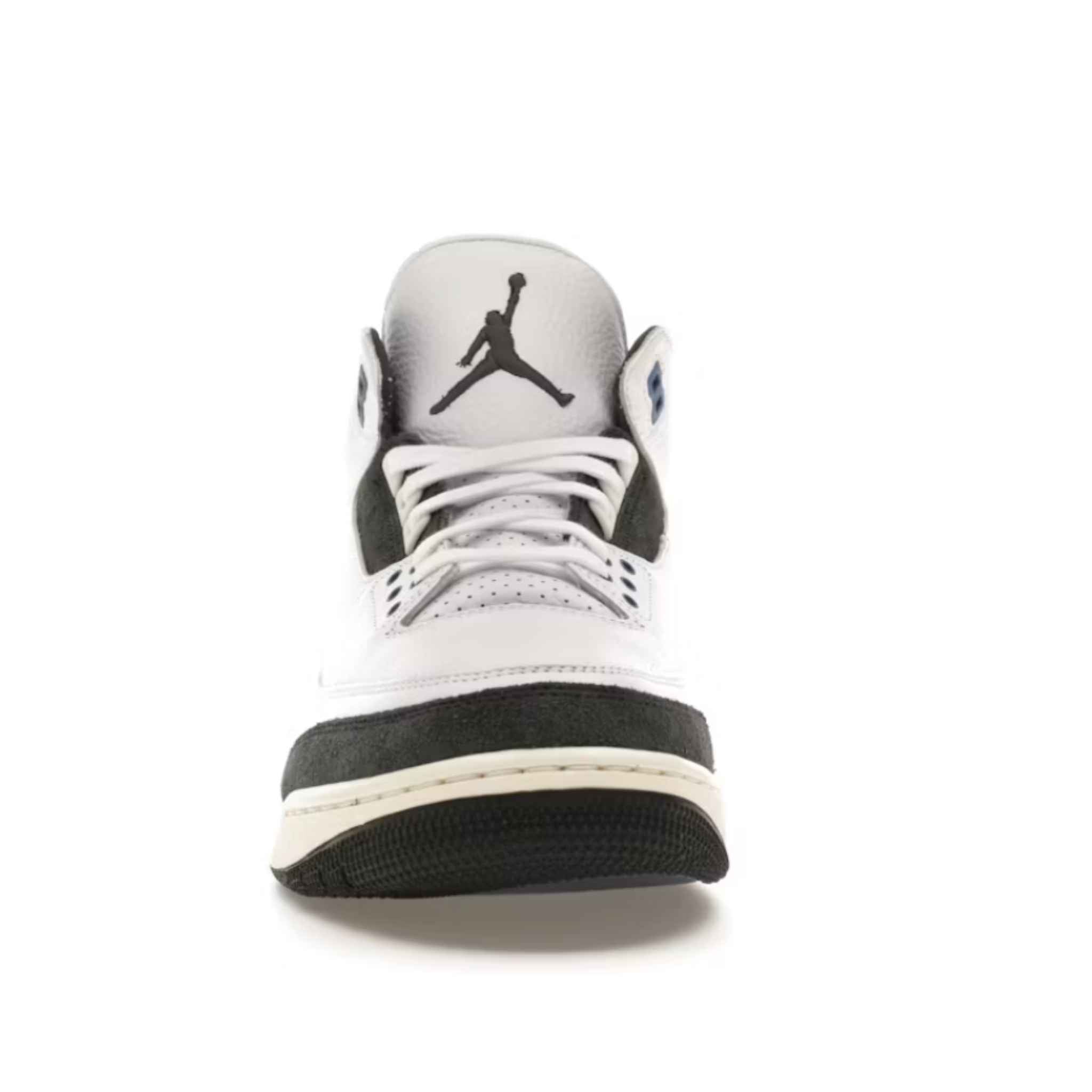 Jordan 3 Retro OG SP A Ma Maniére "Diffused Blue"