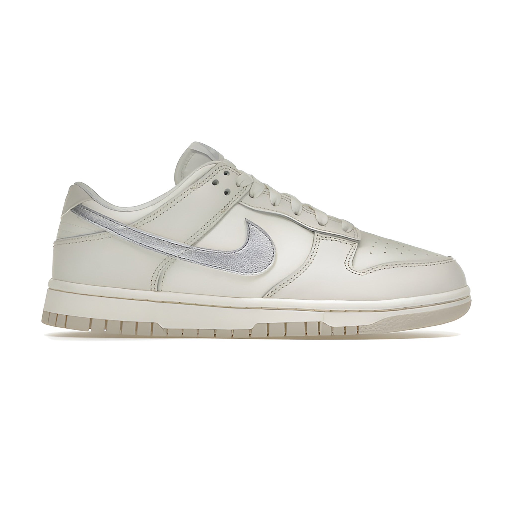Nike Dunk Low "Sail Oxygen Purple" (Women's)
