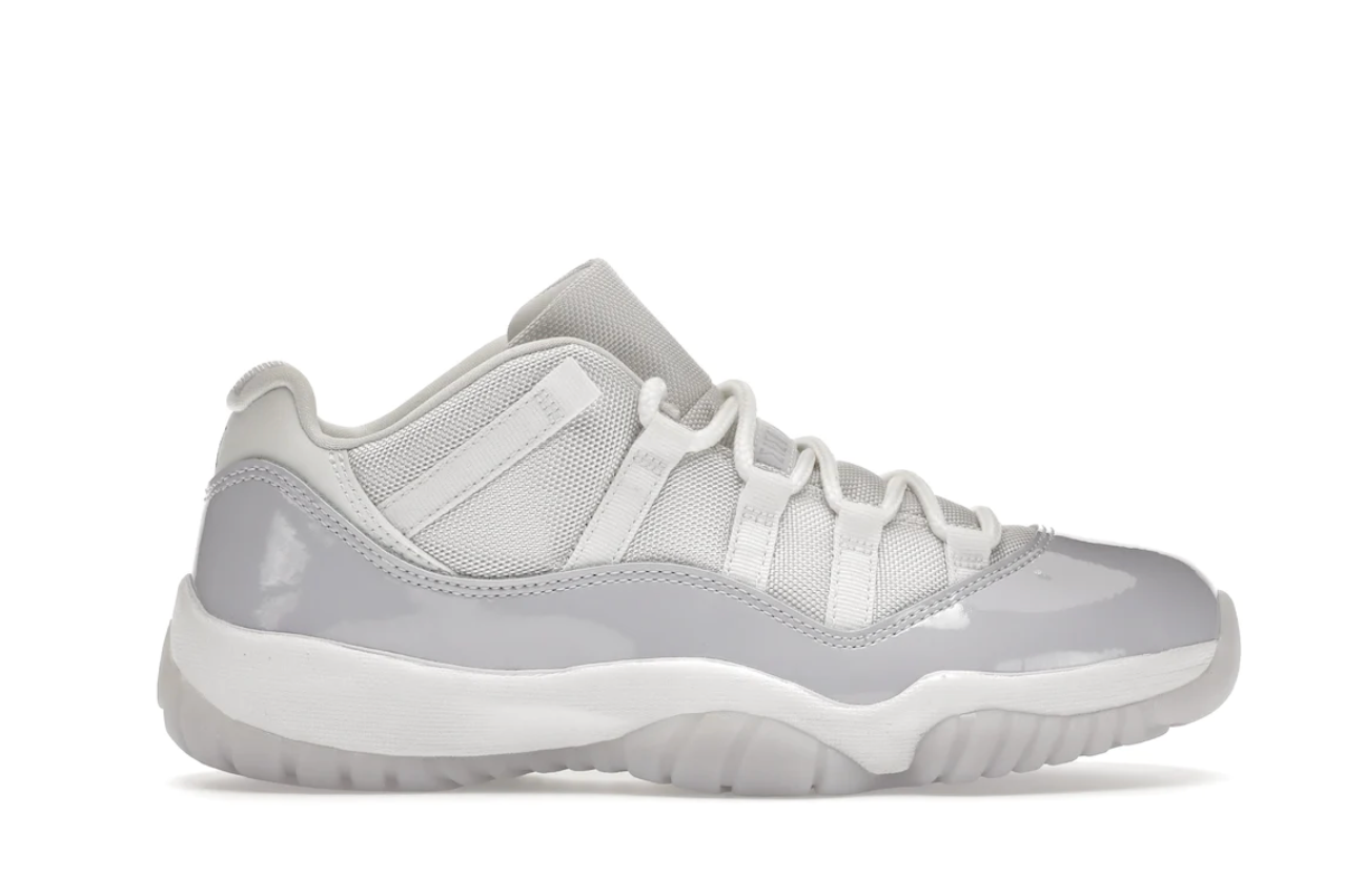 Jordan 11 Low "Pure Violet" Women's