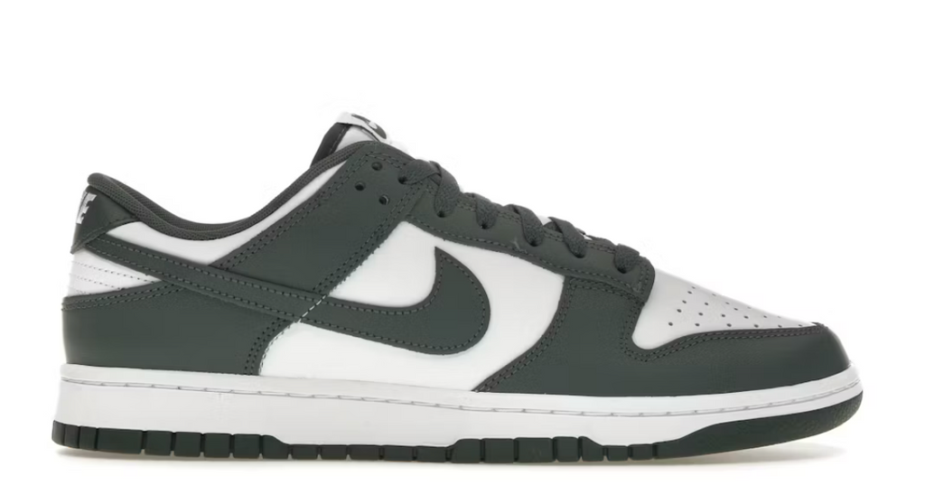 Nike Dunk Low "Vintage Green"