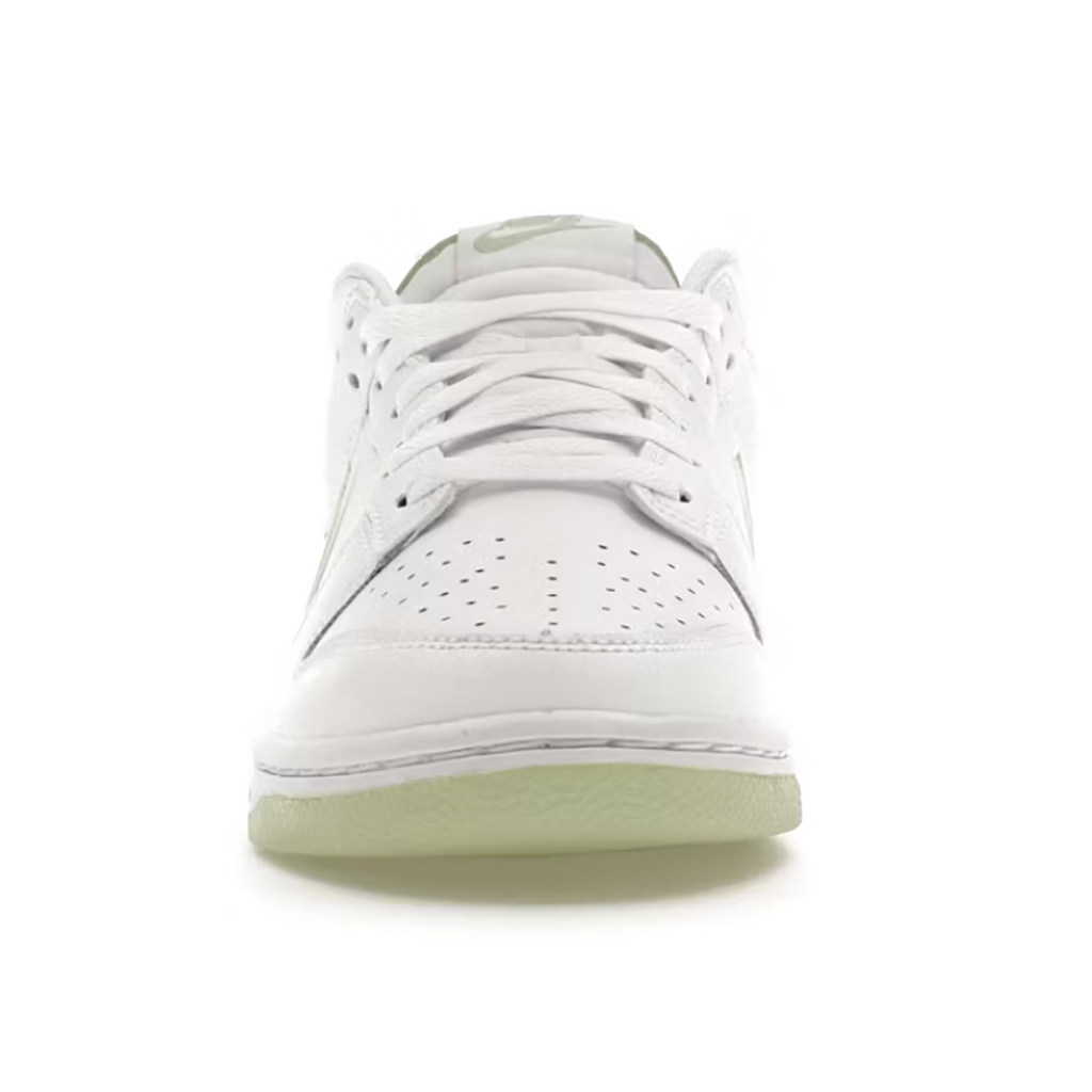 Nike Dunk Low “Honeydew"