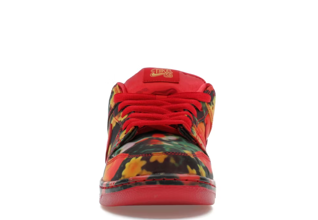 Nike SB Dunk Low “Wizard Of Oz Poppy Field”
