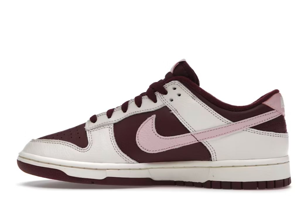 Nike Dunk Low PRM "Valentine's Day"