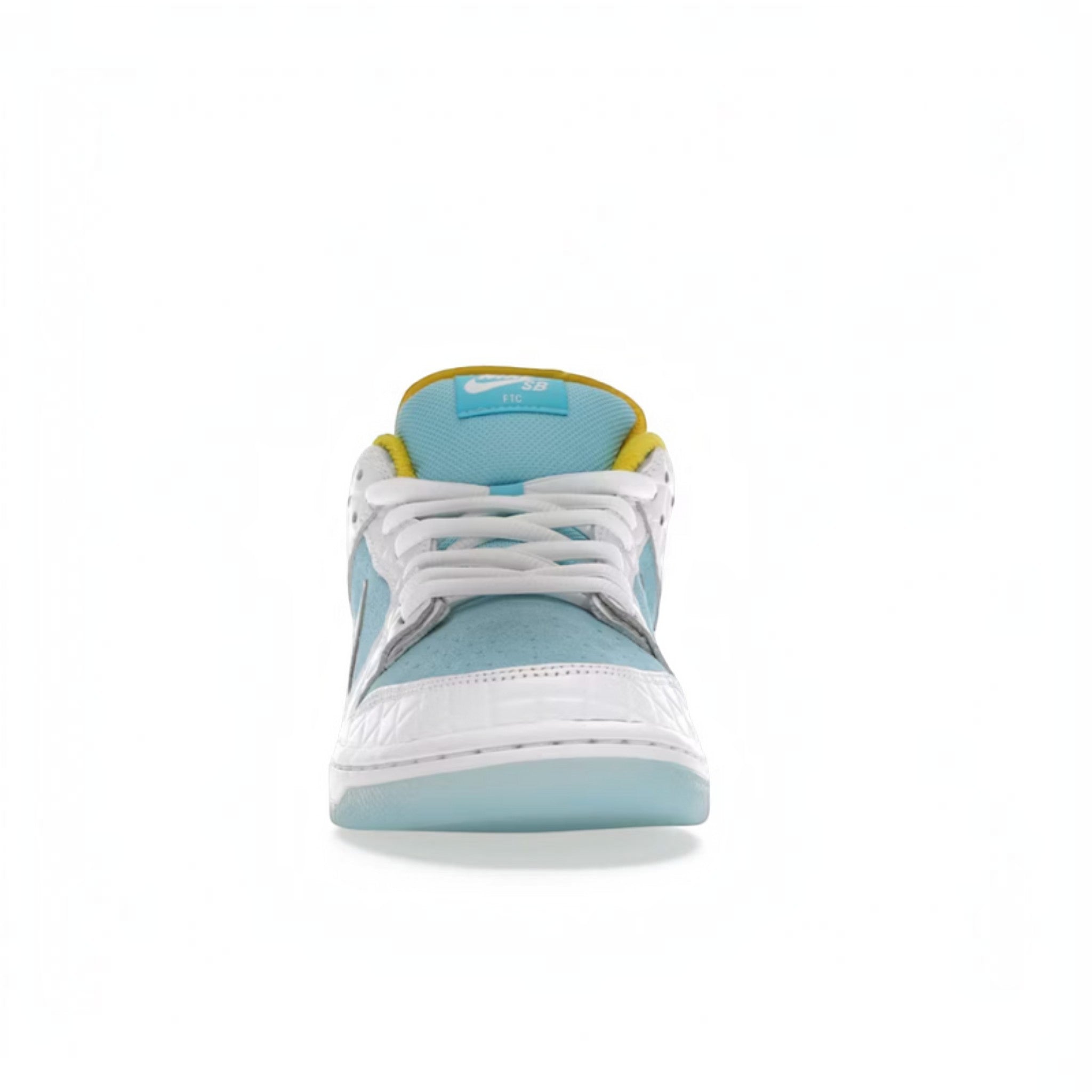 Nike SB Dunk Low “FTC Lagoon Pulse”