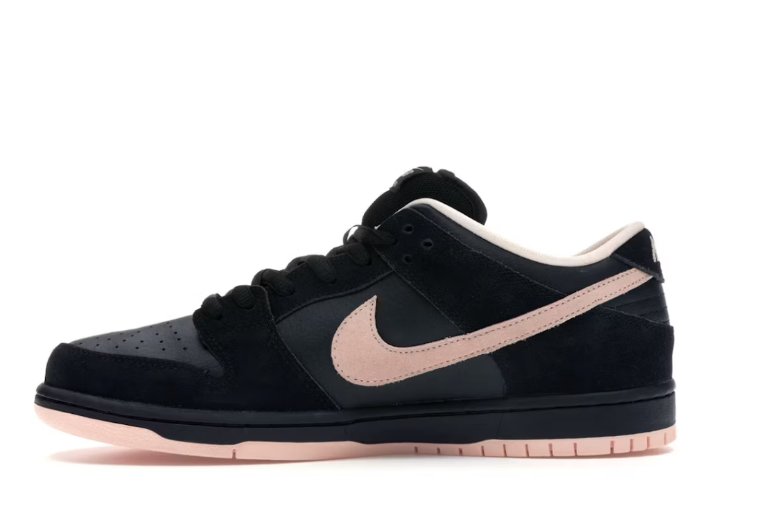 Nike SB Dunk Low "Black Washed Coral"