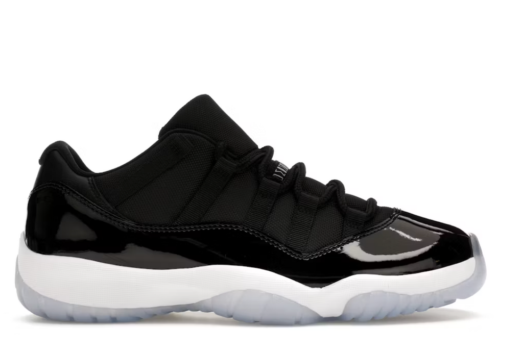 Jordan 11 Low "Space Jam"